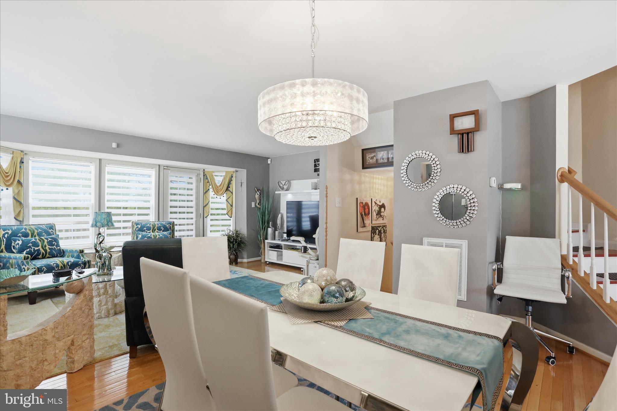 LAUREL RIDGE - Residential