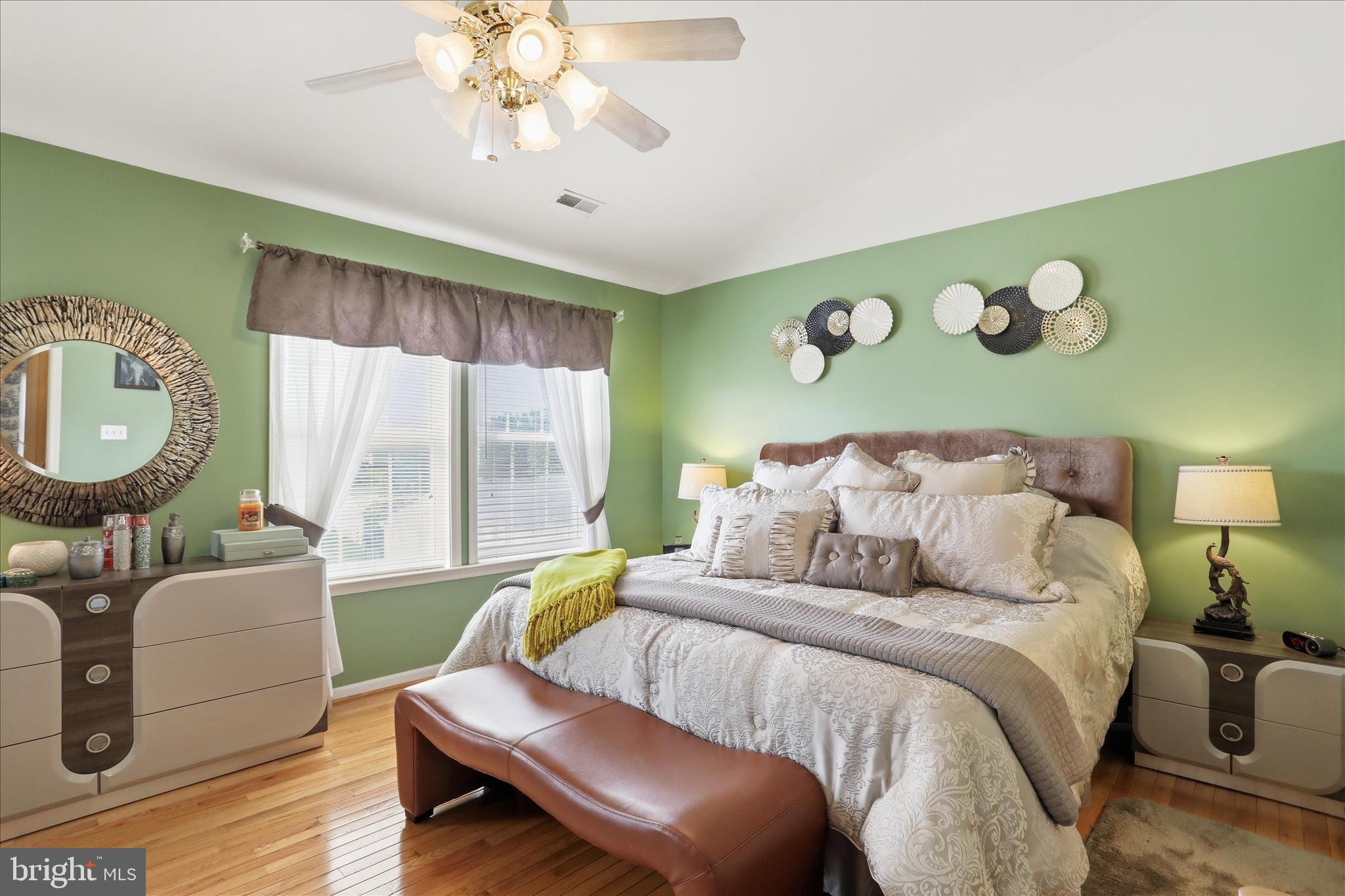 LAUREL RIDGE - Residential