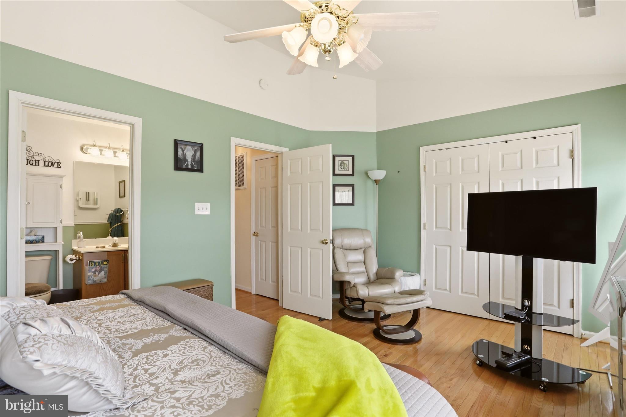 LAUREL RIDGE - Residential