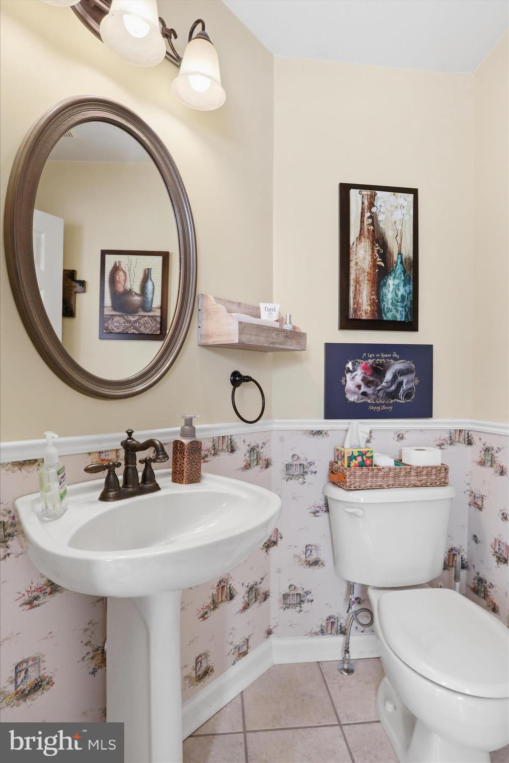 LAUREL RIDGE - Residential