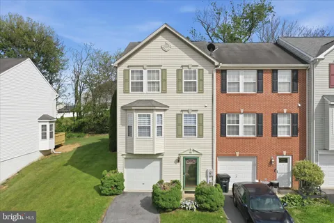MLS: WVBE2051090