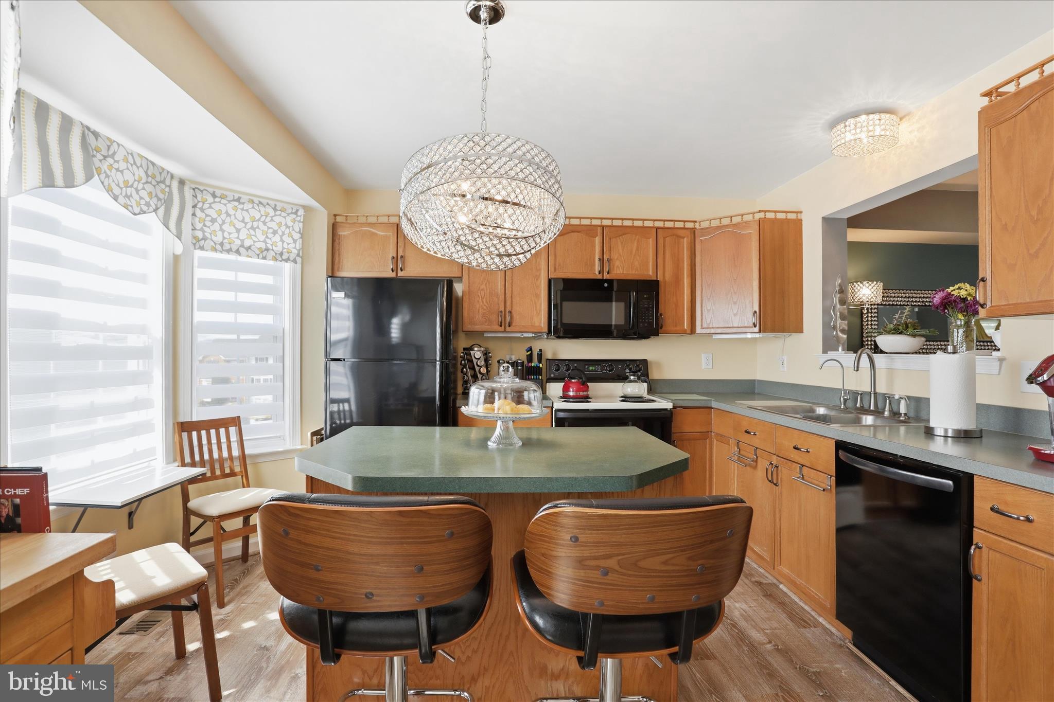 LAUREL RIDGE - Residential