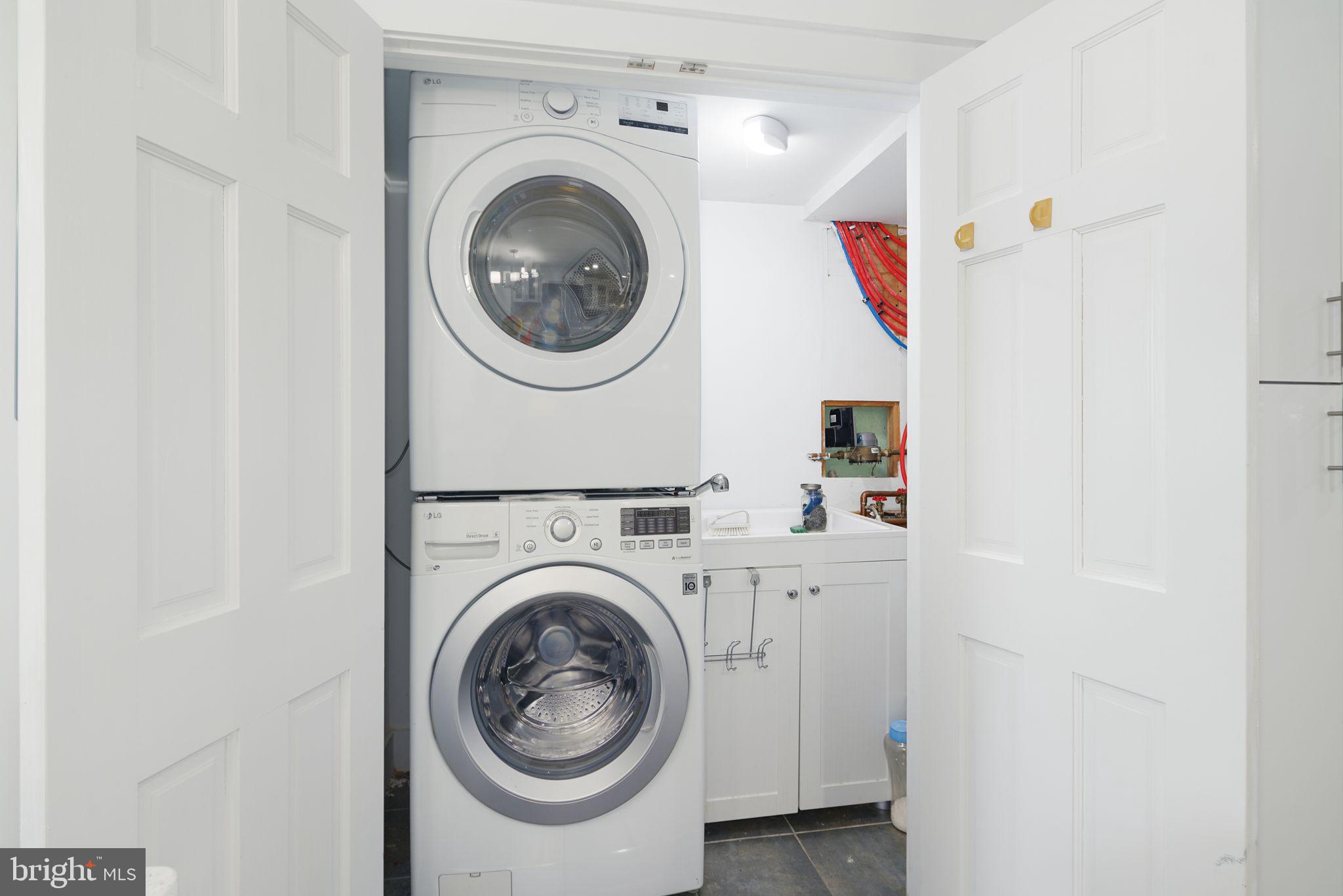 WEST PASSYUNK - Residential