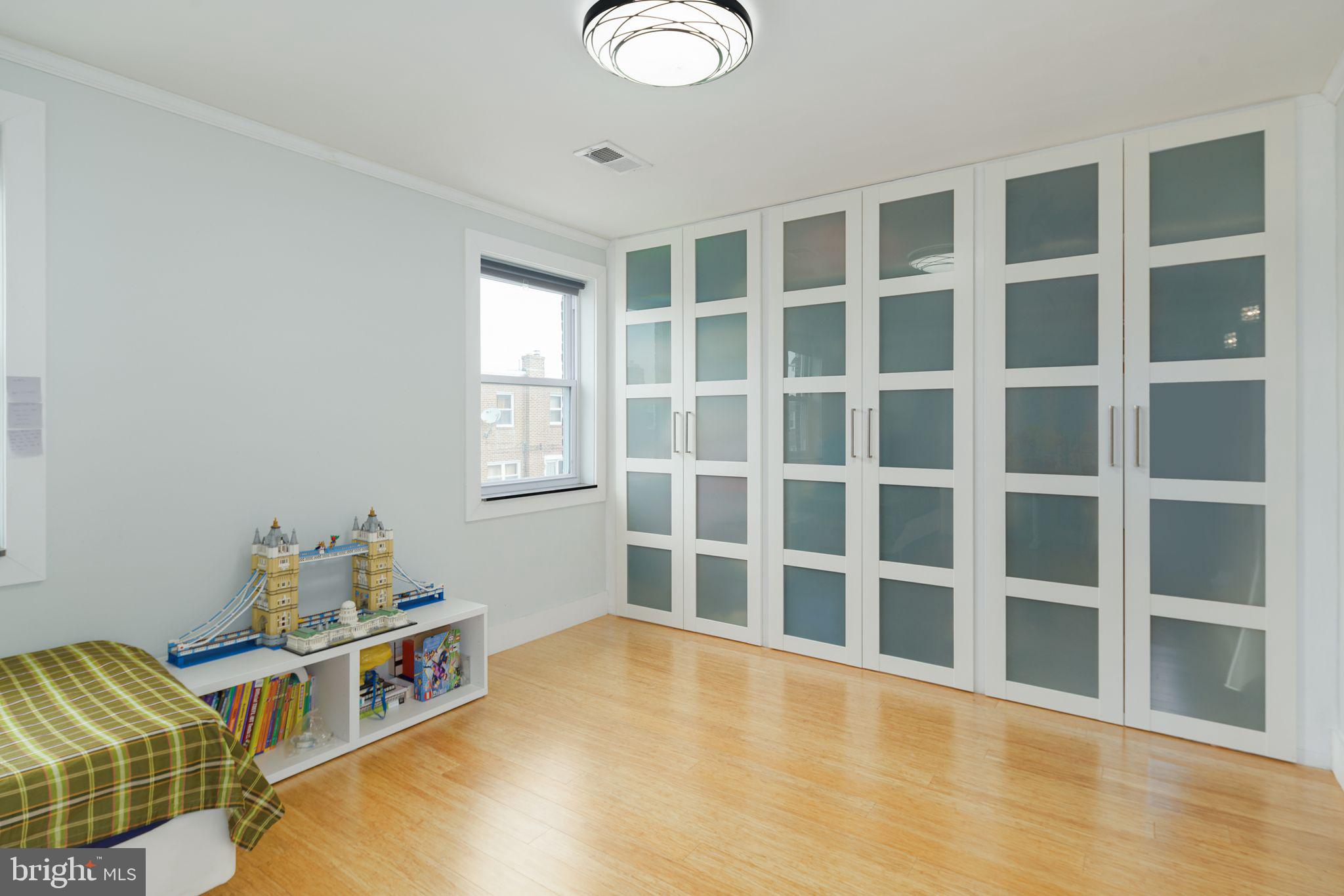 WEST PASSYUNK - Residential