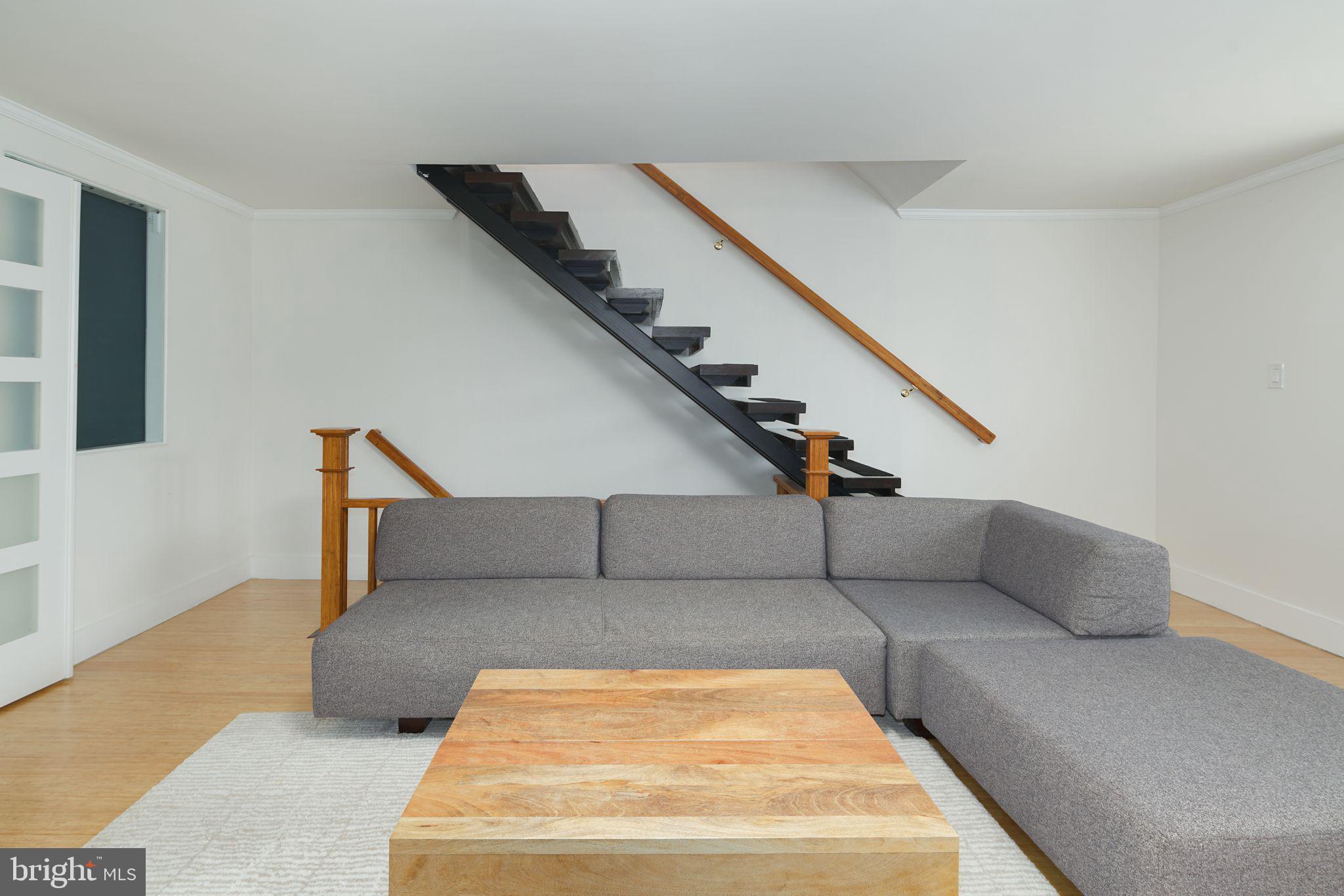 WEST PASSYUNK - Residential