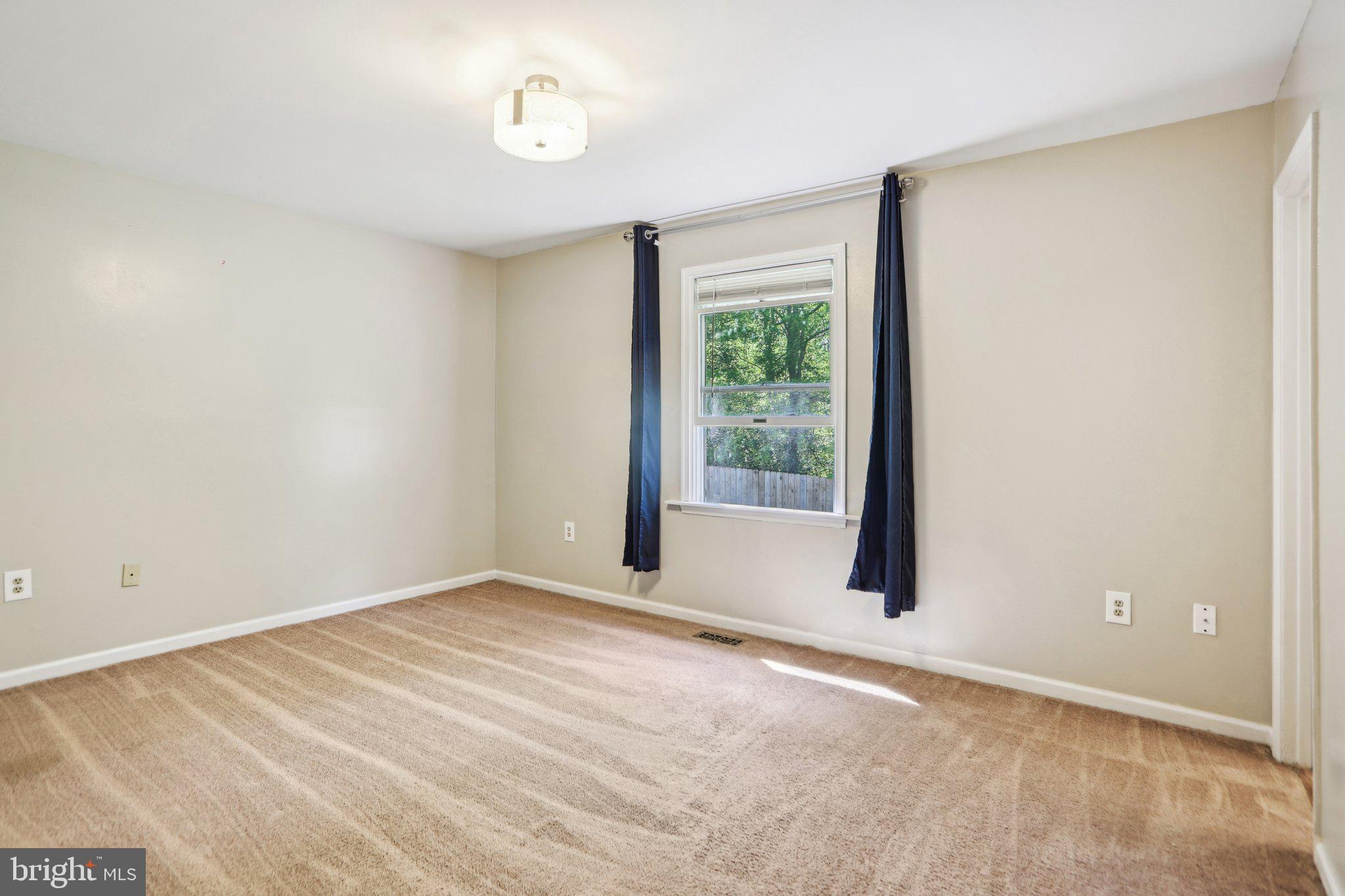 SANFORD SHORES - Residential