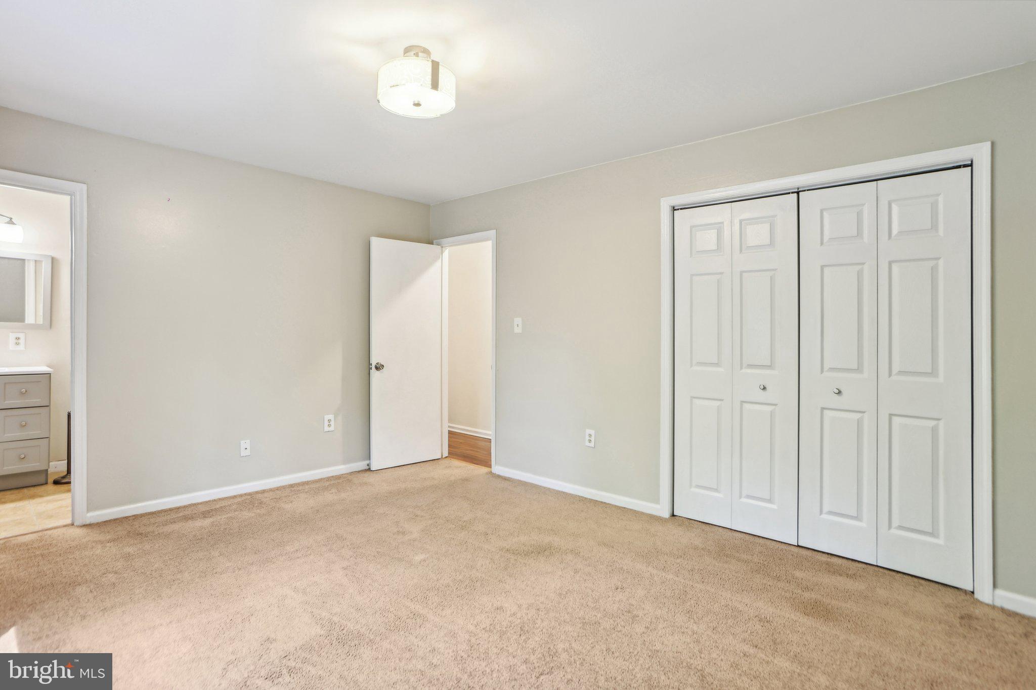 SANFORD SHORES - Residential