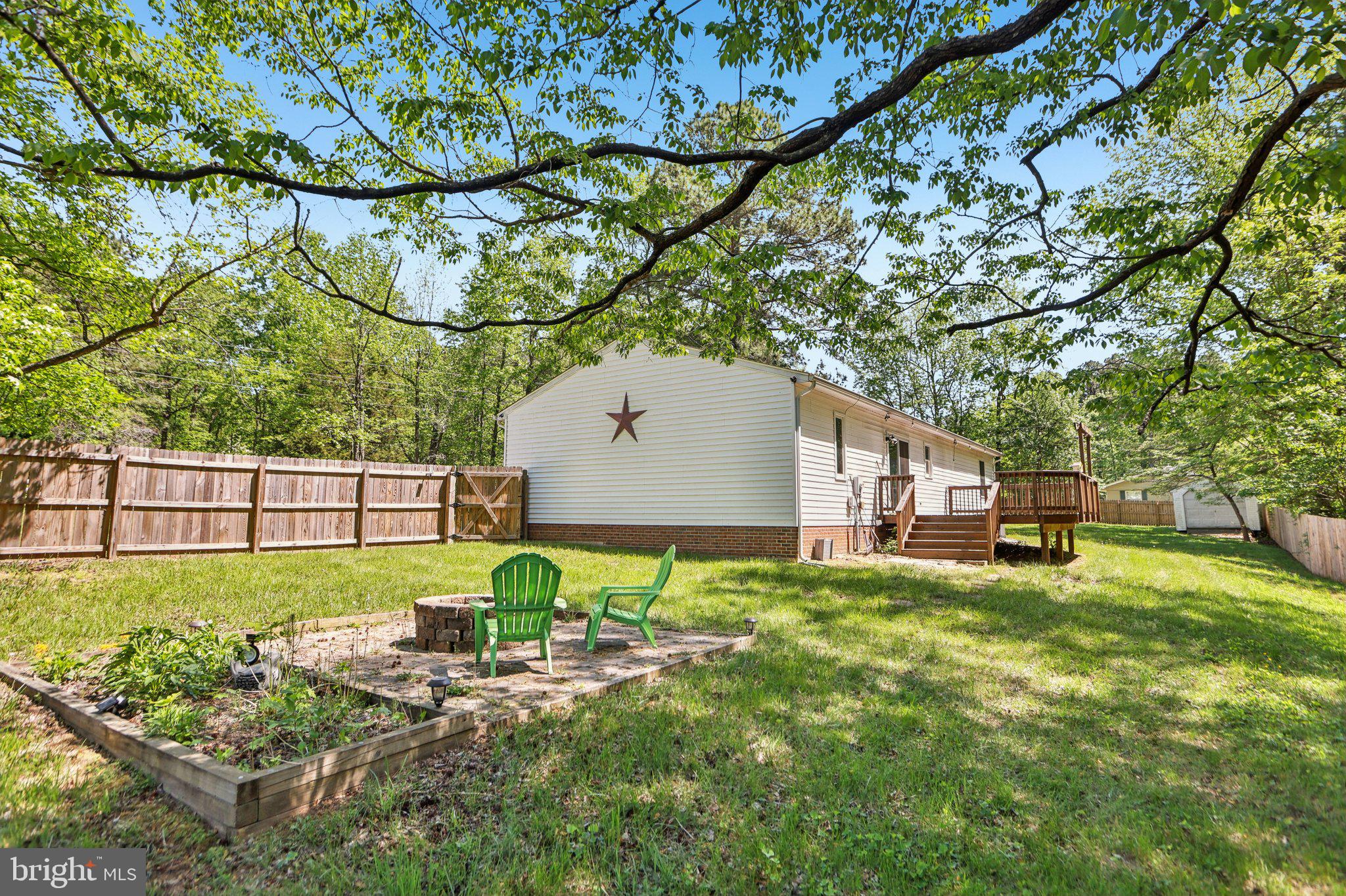 SANFORD SHORES - Residential