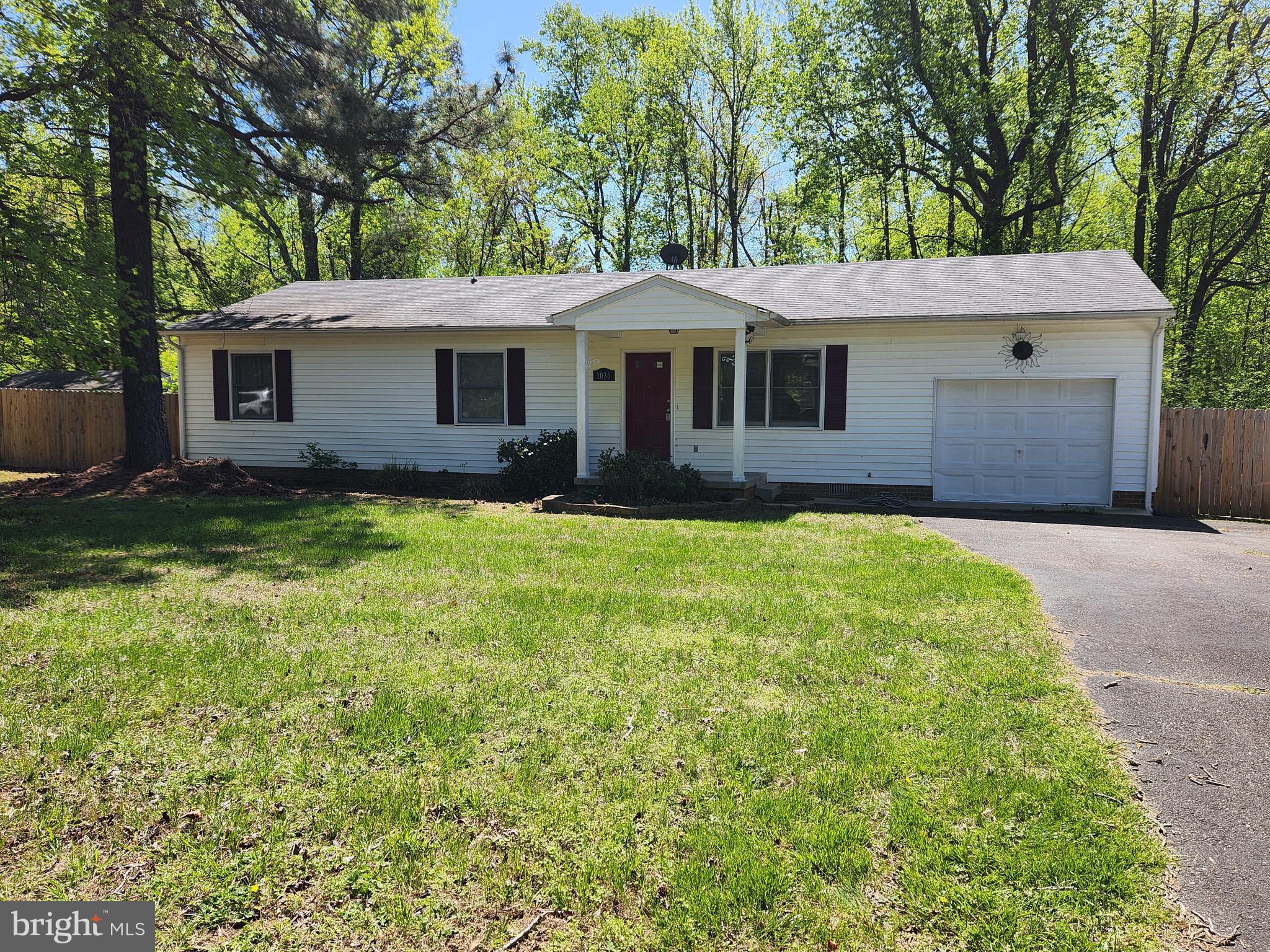 SANFORD SHORES - Residential