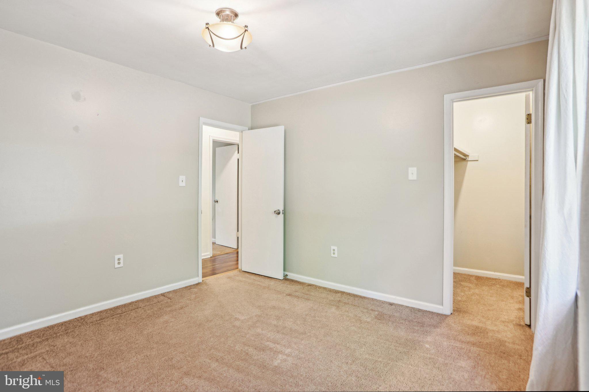 SANFORD SHORES - Residential