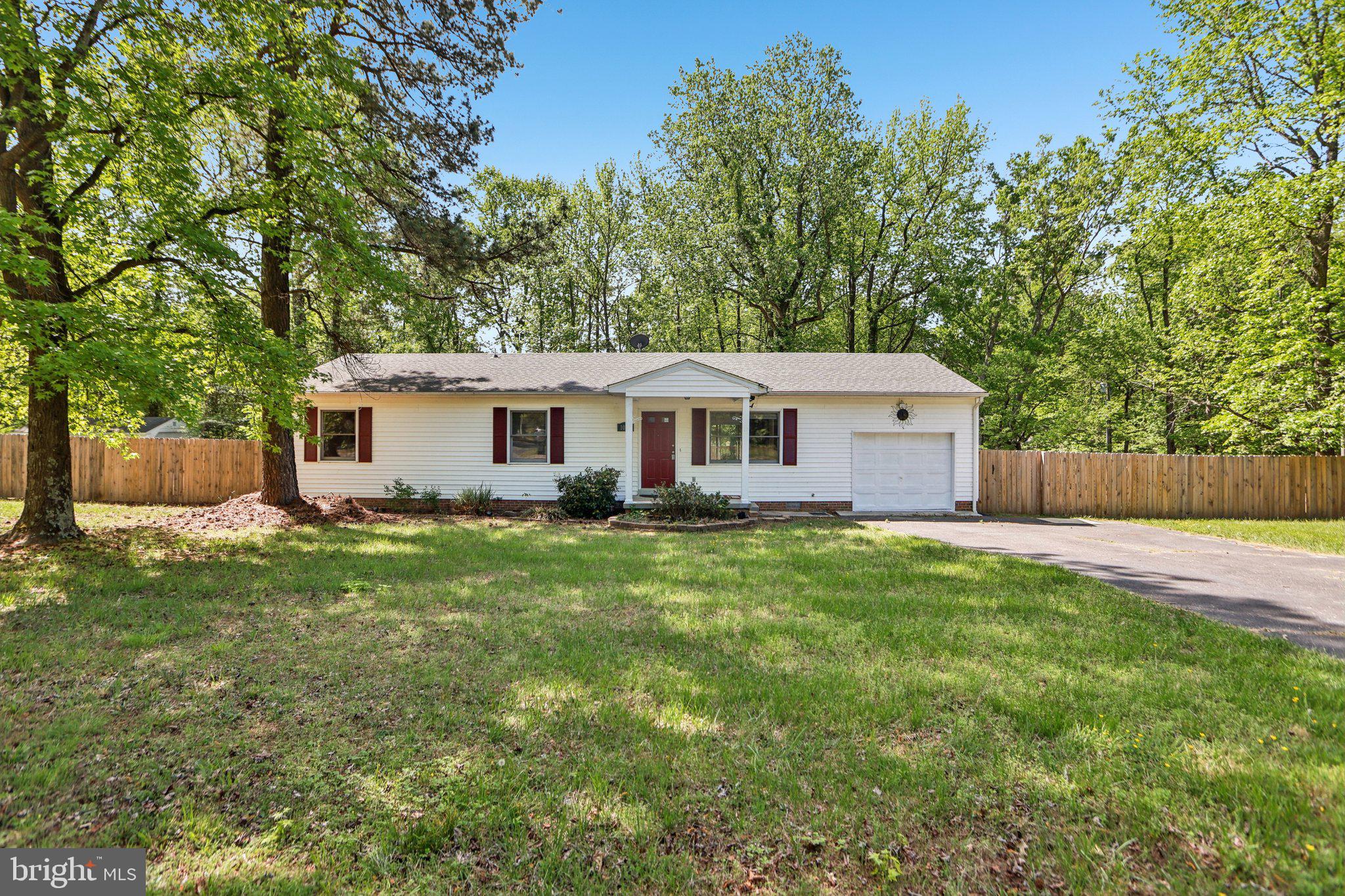 SANFORD SHORES - Residential