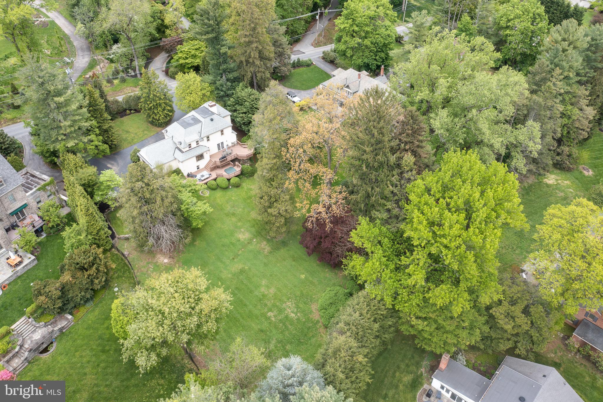 GLADWYNE - Residential