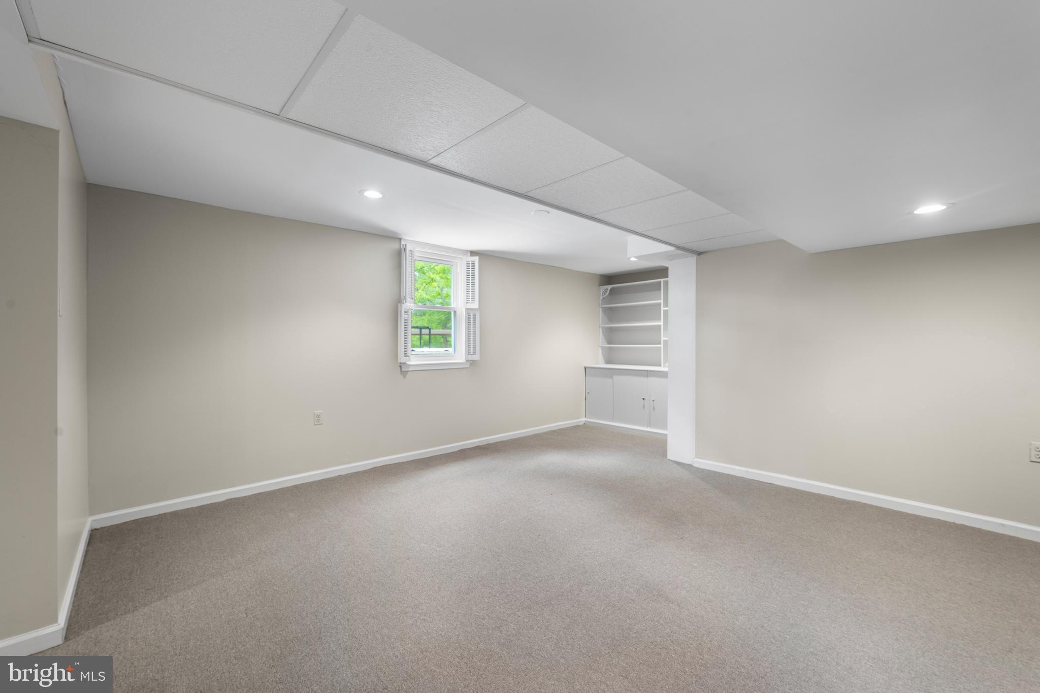 GLADWYNE - Residential