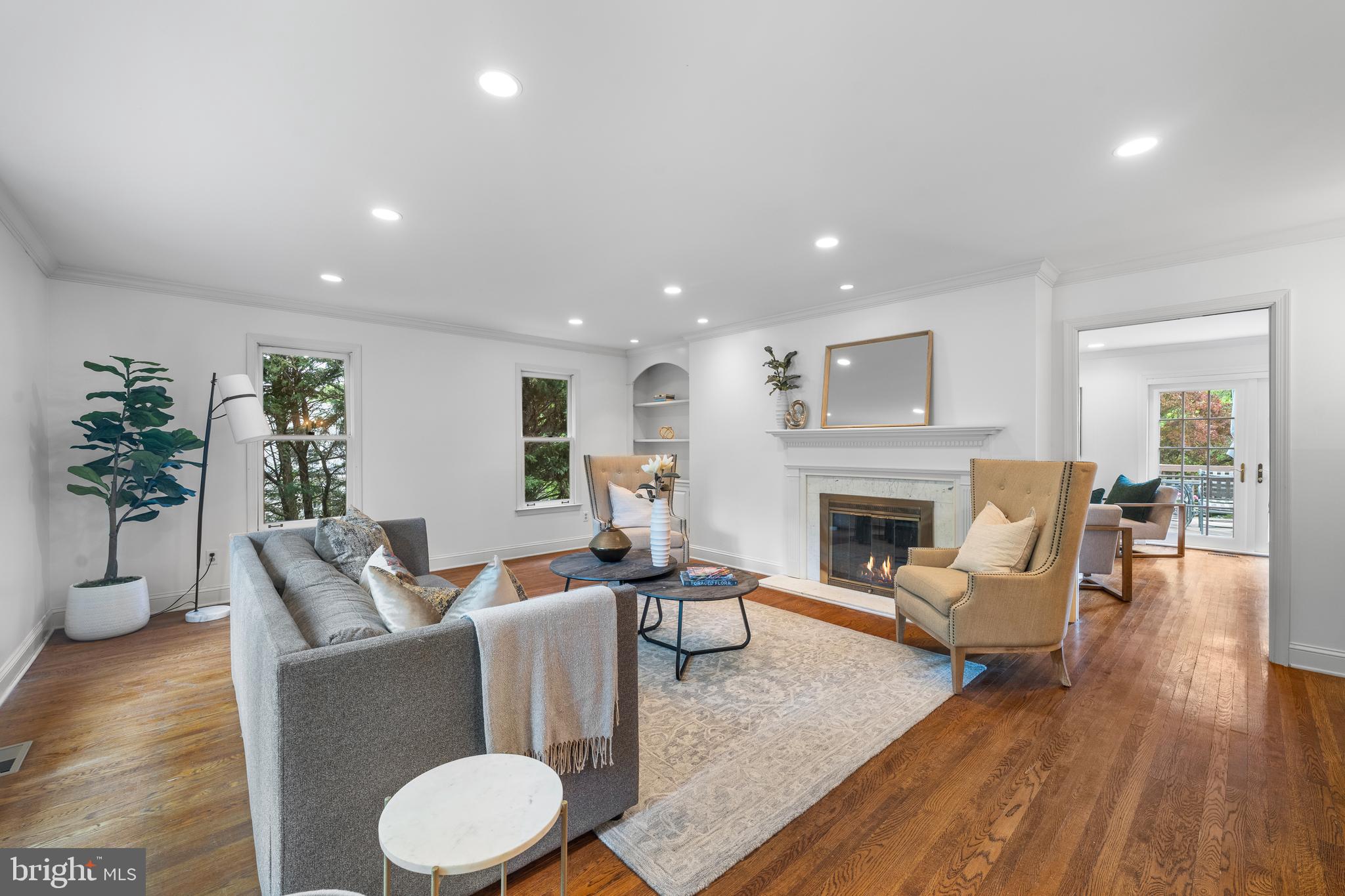 GLADWYNE - Residential