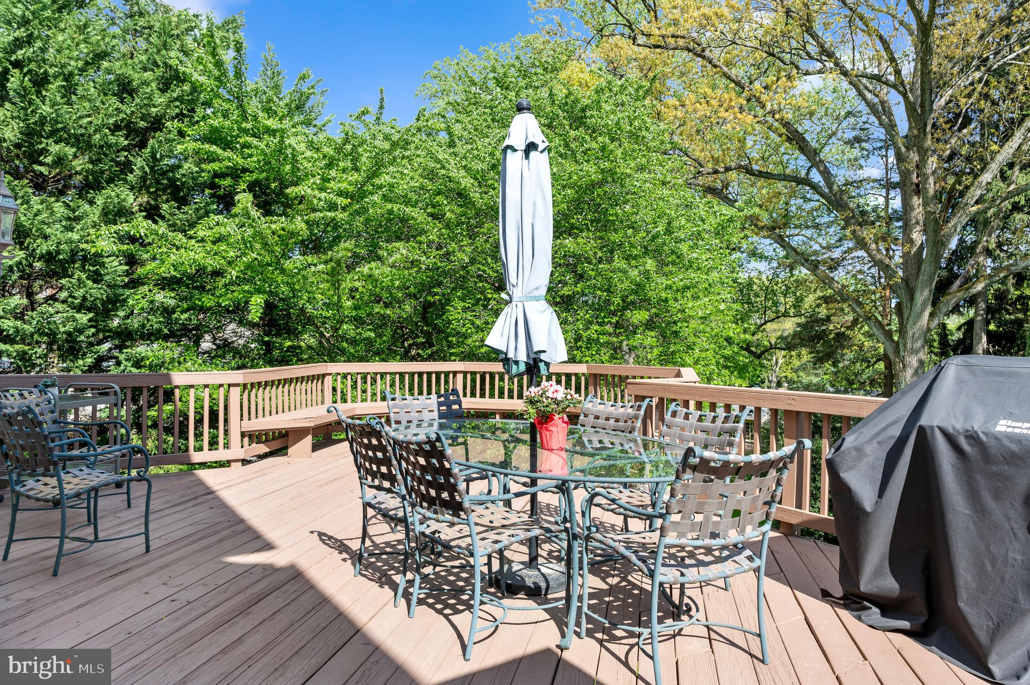 GLADWYNE - Residential