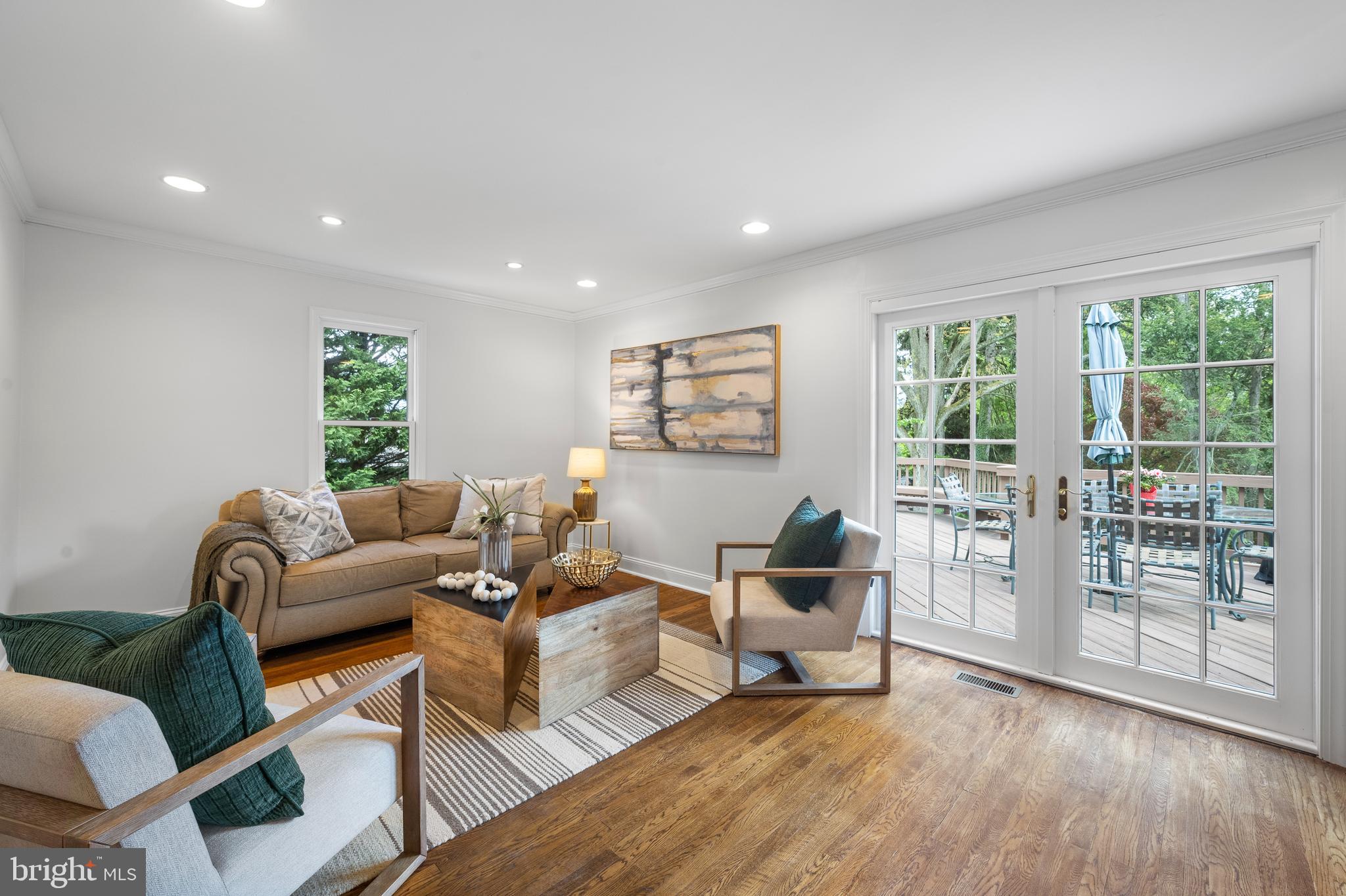 GLADWYNE - Residential