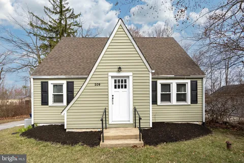 509 W Uwchlan Avenue, Downingtown, PA 19335 - MLS#: PACT2094450