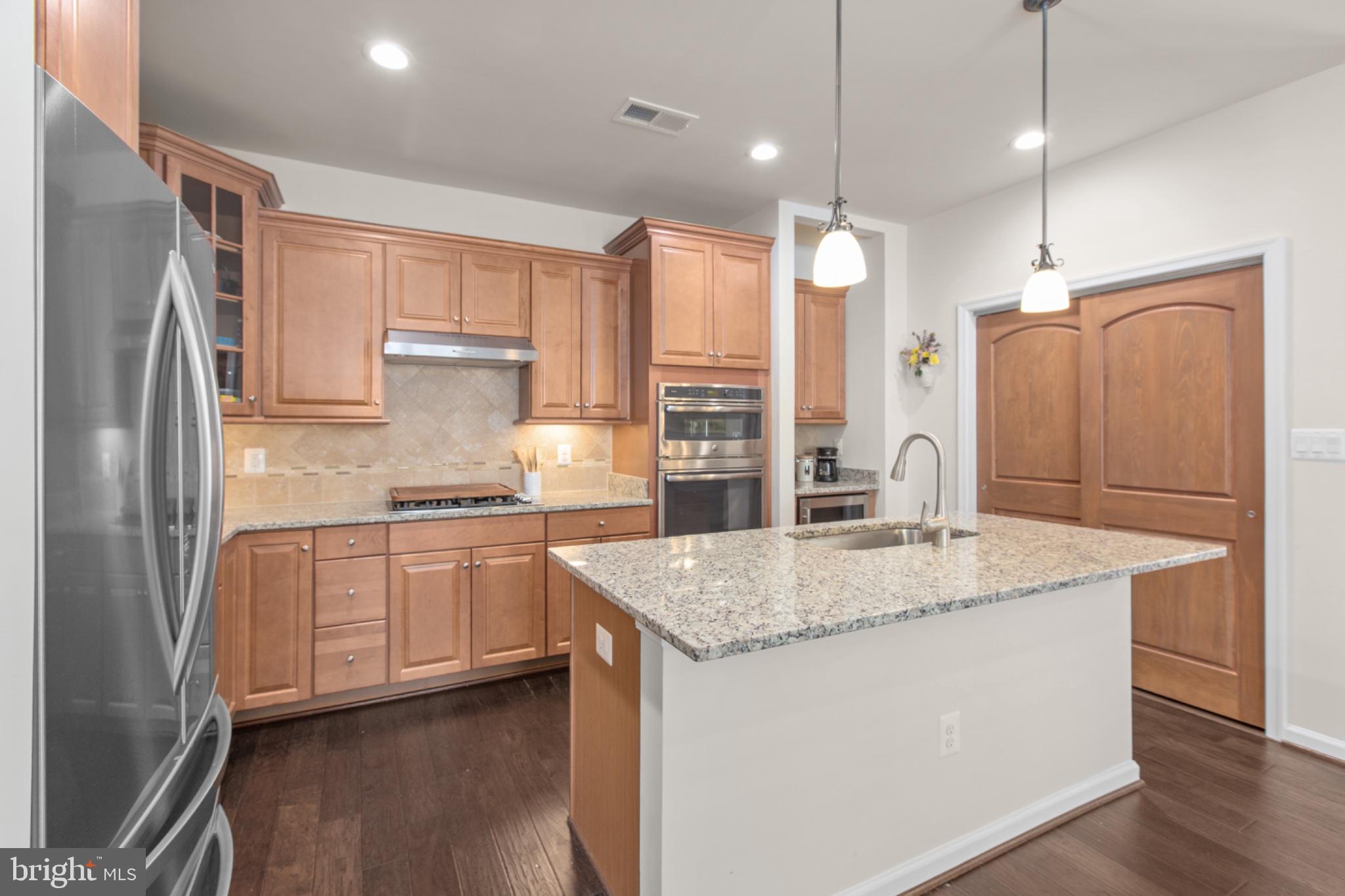 VIRGINIA HERITAGE AT LEE'S PARK - Residential