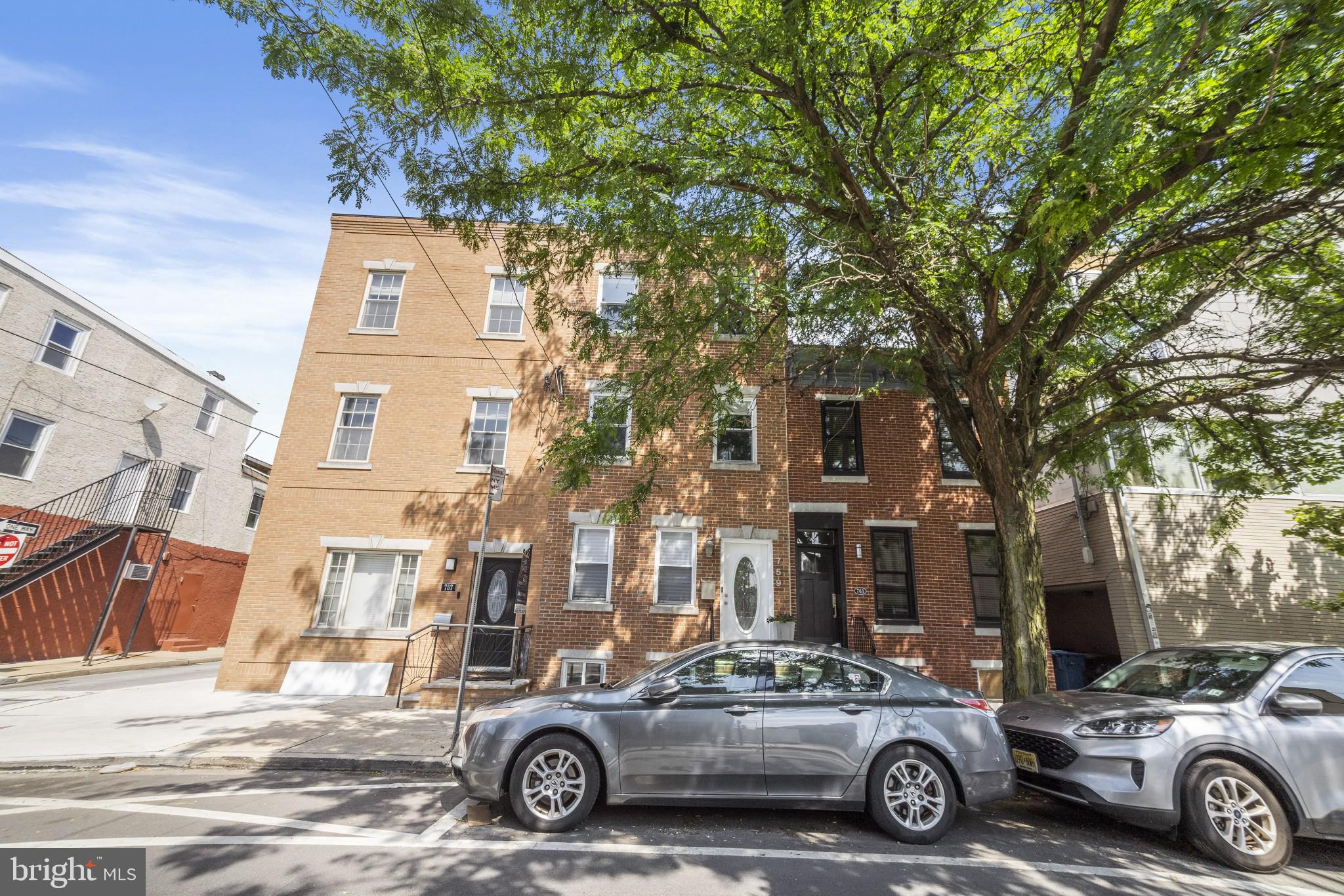 GRADUATE HOSPITAL - Residential Lease