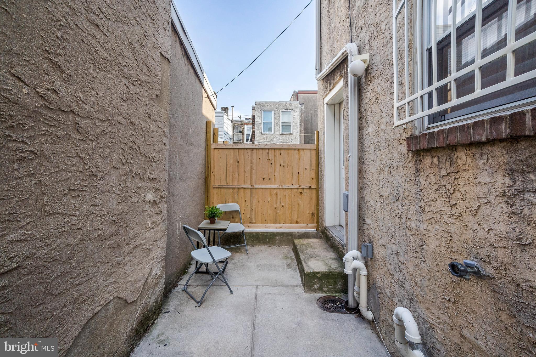 GRADUATE HOSPITAL - Residential Lease