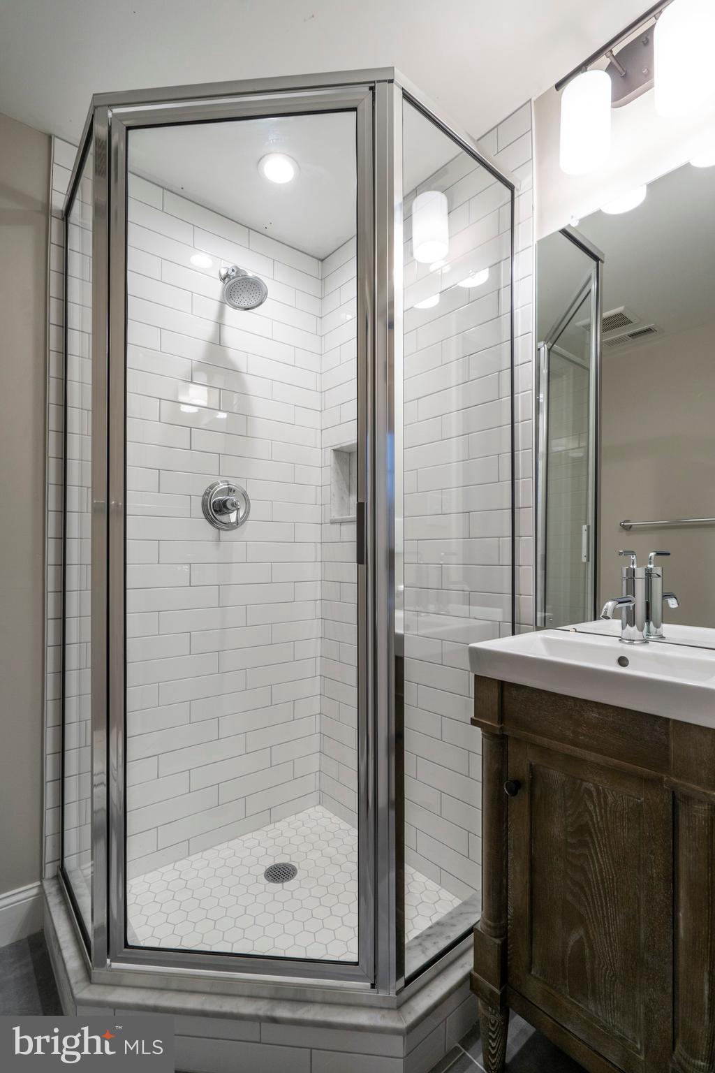 MERION PARK - Residential