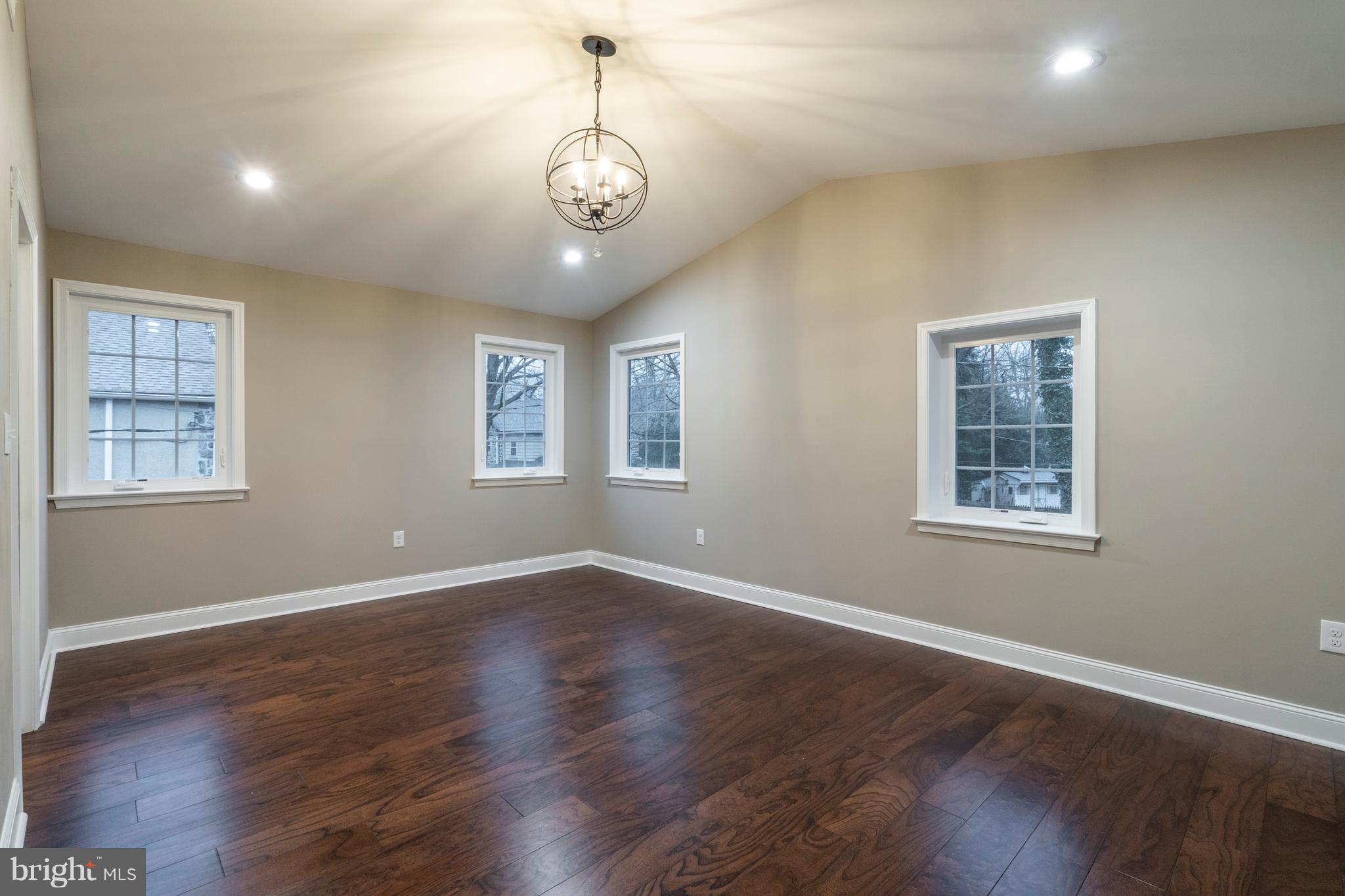 MERION PARK - Residential