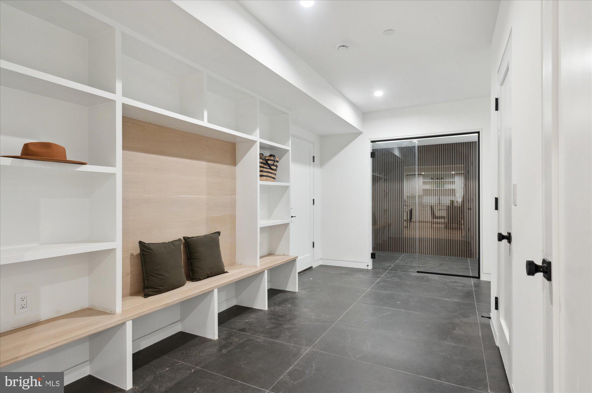 GLEN ECHO HEIGHTS - Residential