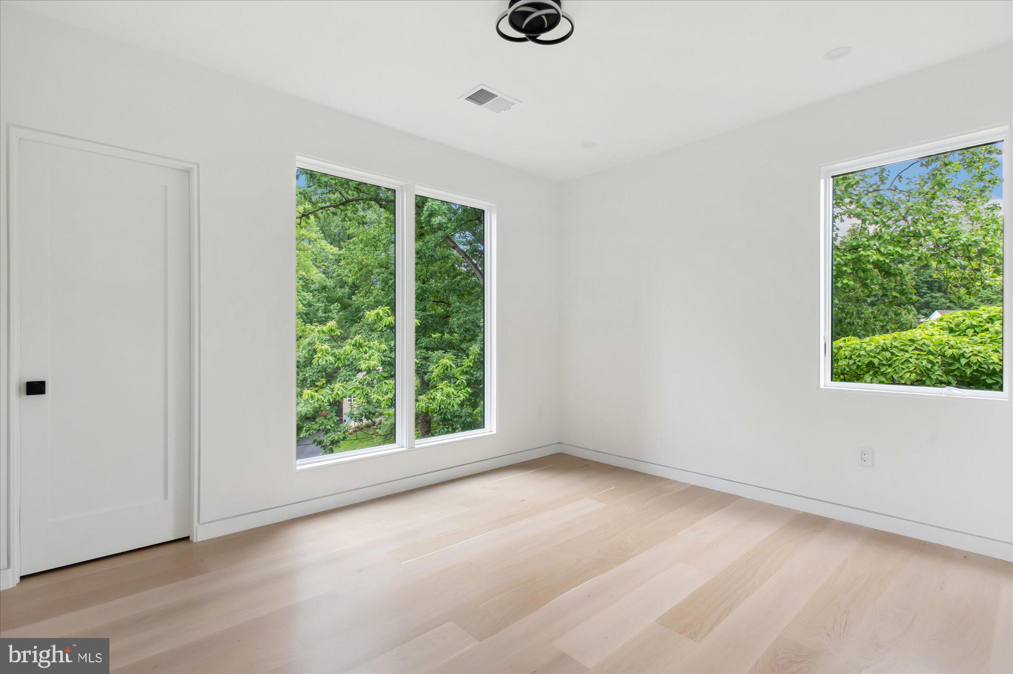 GLEN ECHO HEIGHTS - Residential