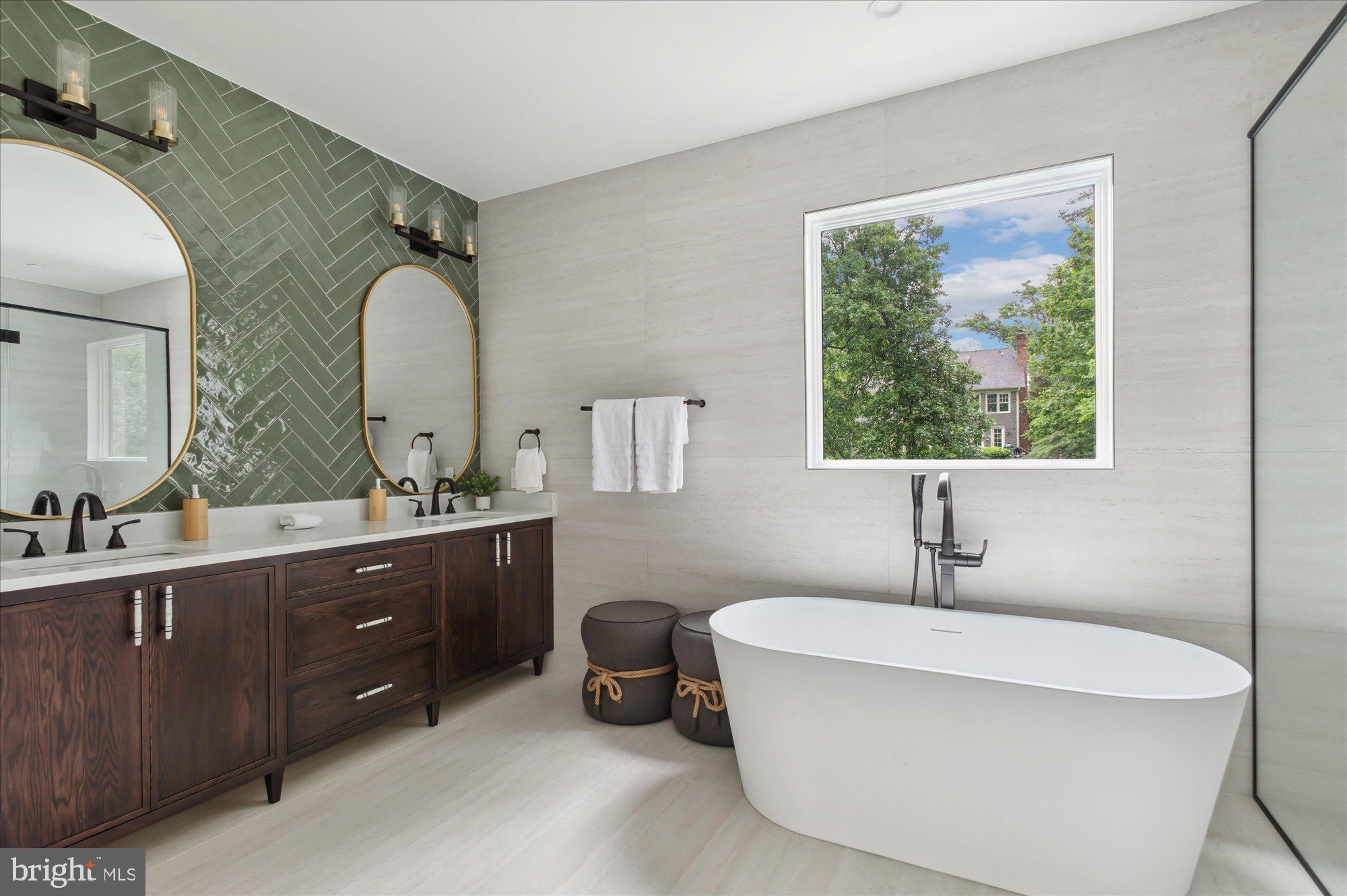 GLEN ECHO HEIGHTS - Residential