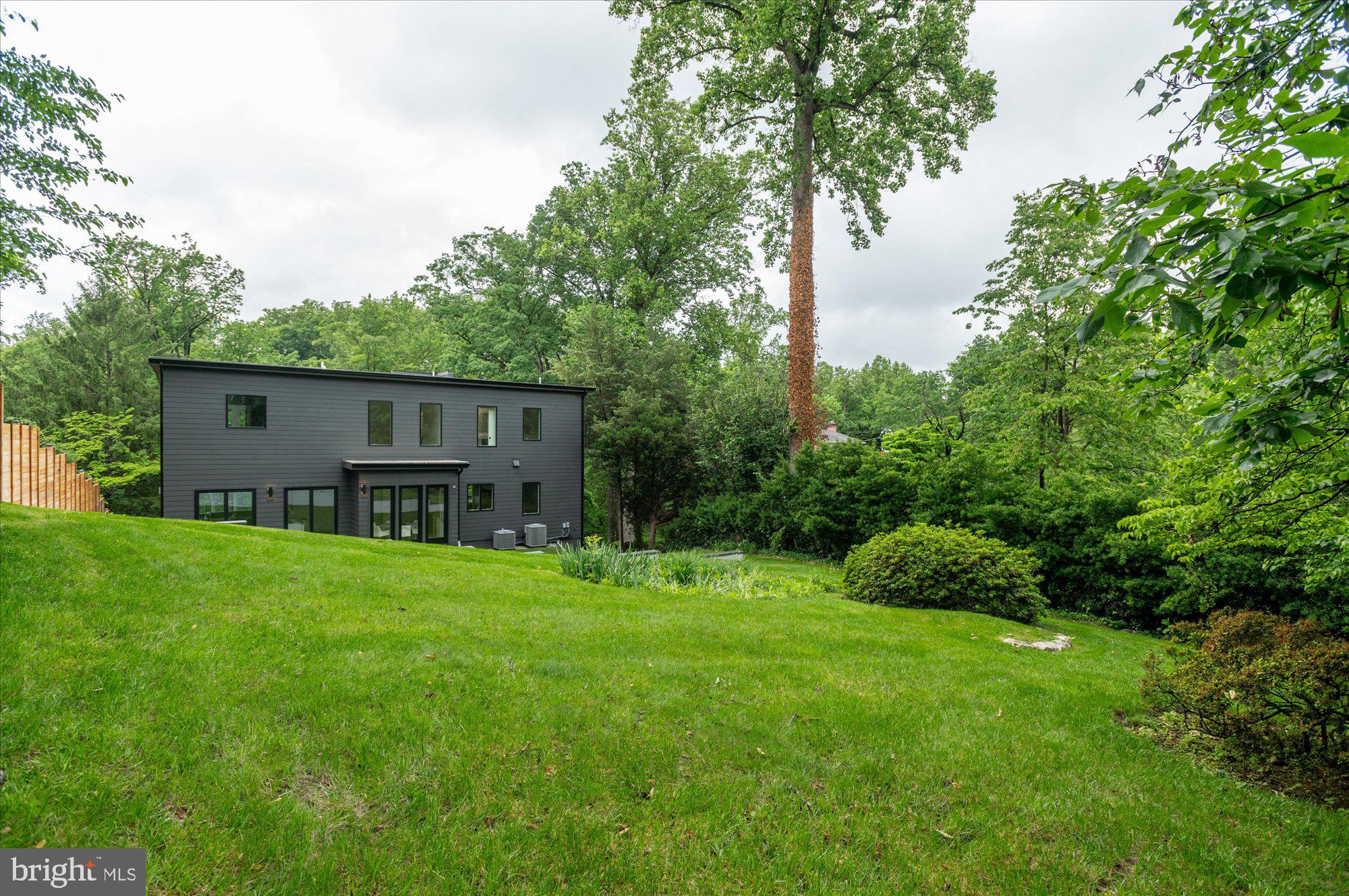 GLEN ECHO HEIGHTS - Residential