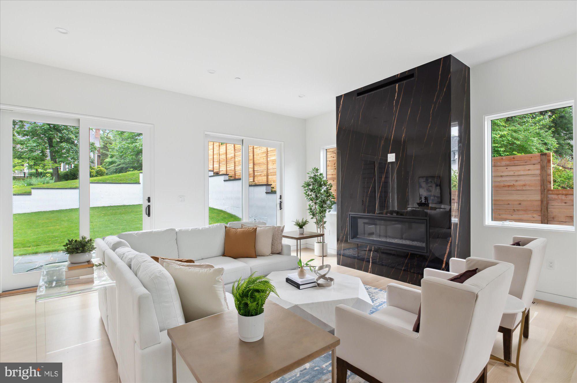 GLEN ECHO HEIGHTS - Residential