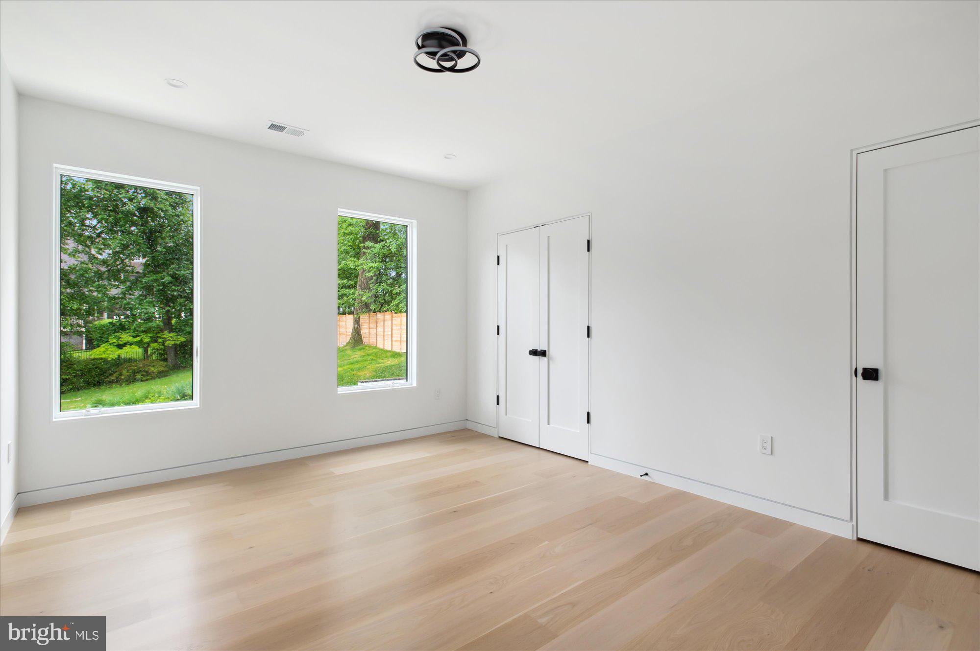 GLEN ECHO HEIGHTS - Residential