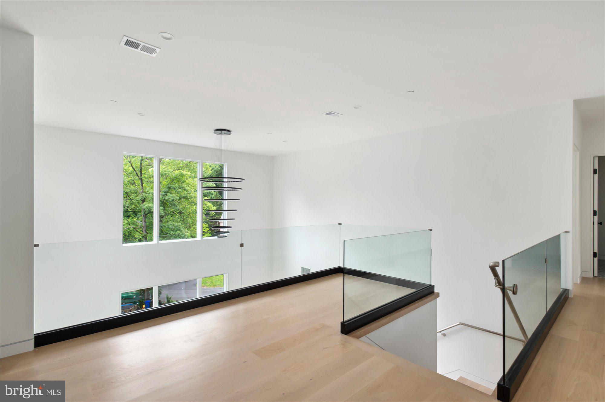 GLEN ECHO HEIGHTS - Residential