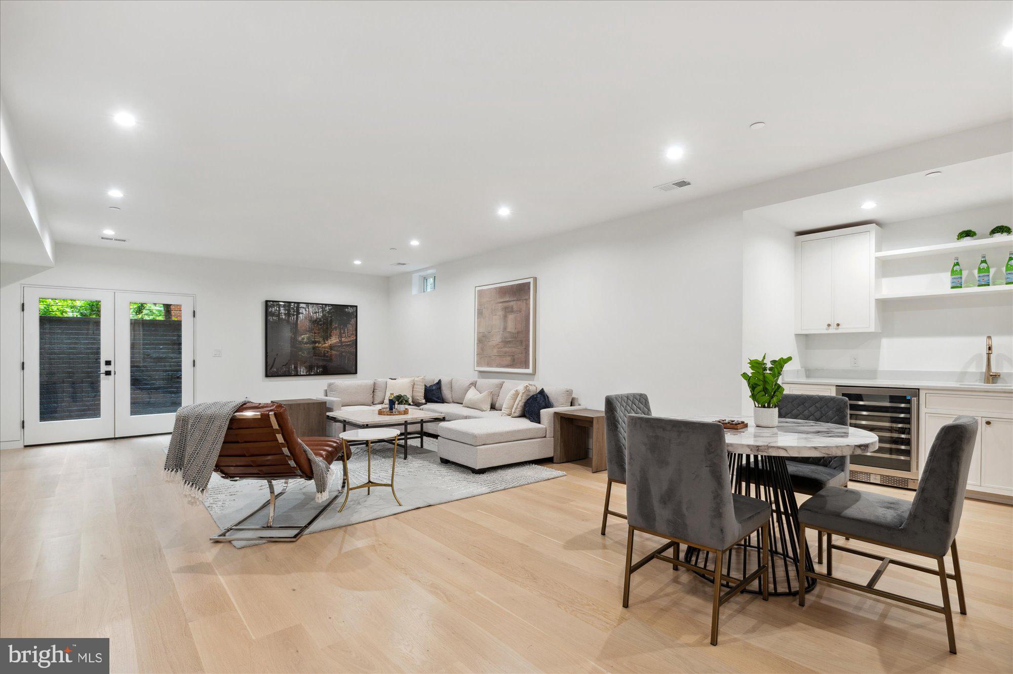 GLEN ECHO HEIGHTS - Residential