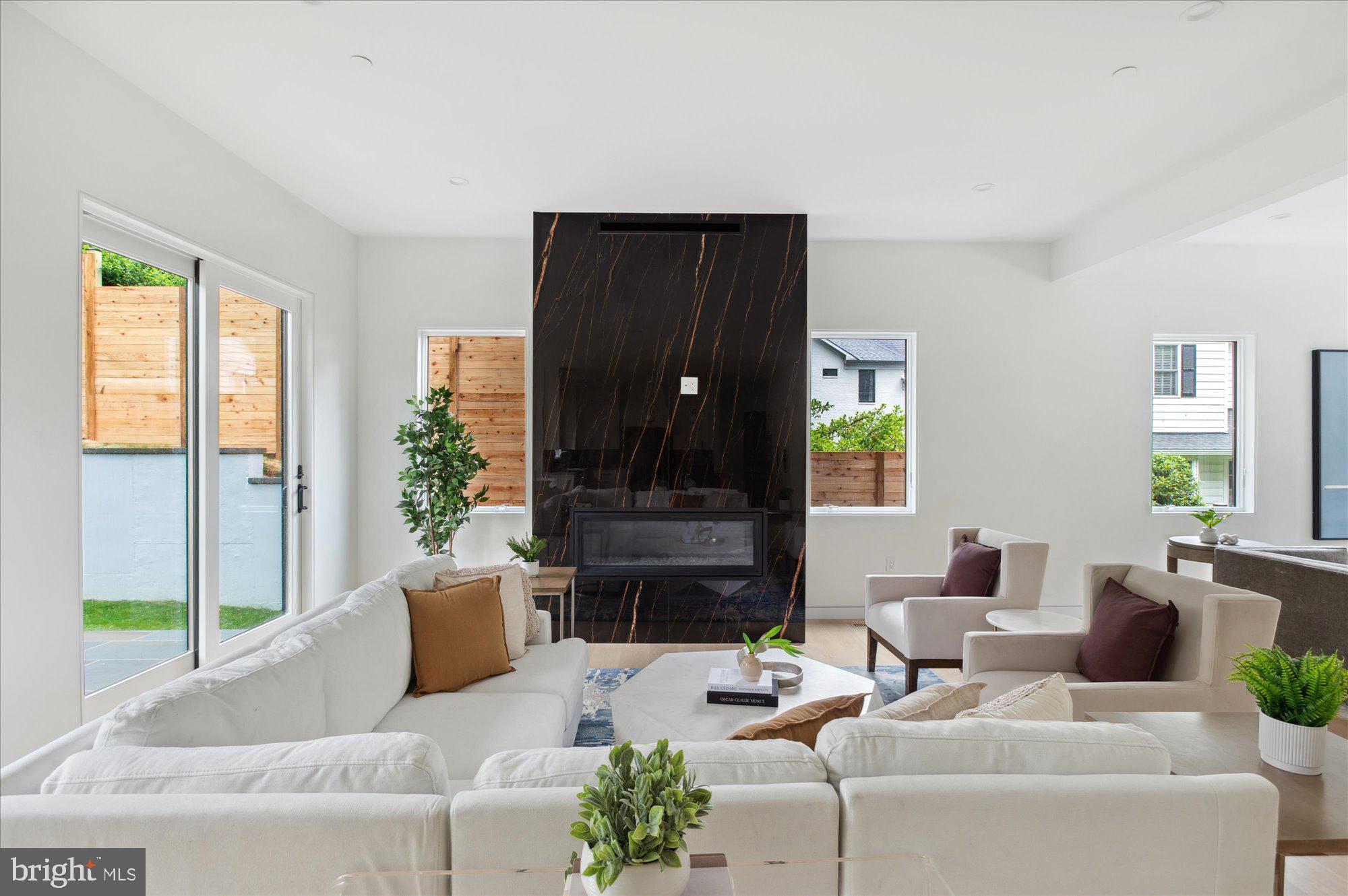 GLEN ECHO HEIGHTS - Residential