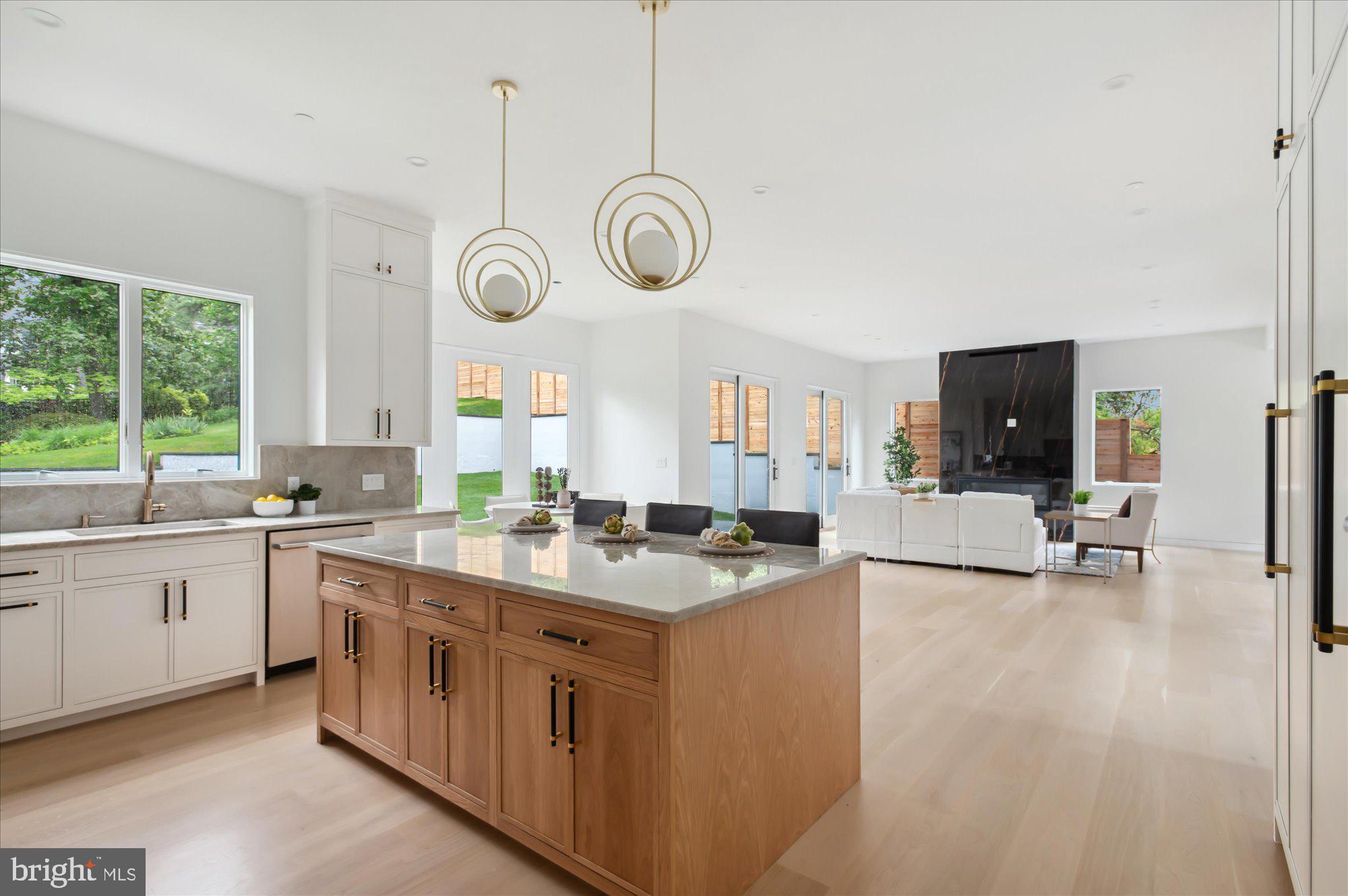 GLEN ECHO HEIGHTS - Residential