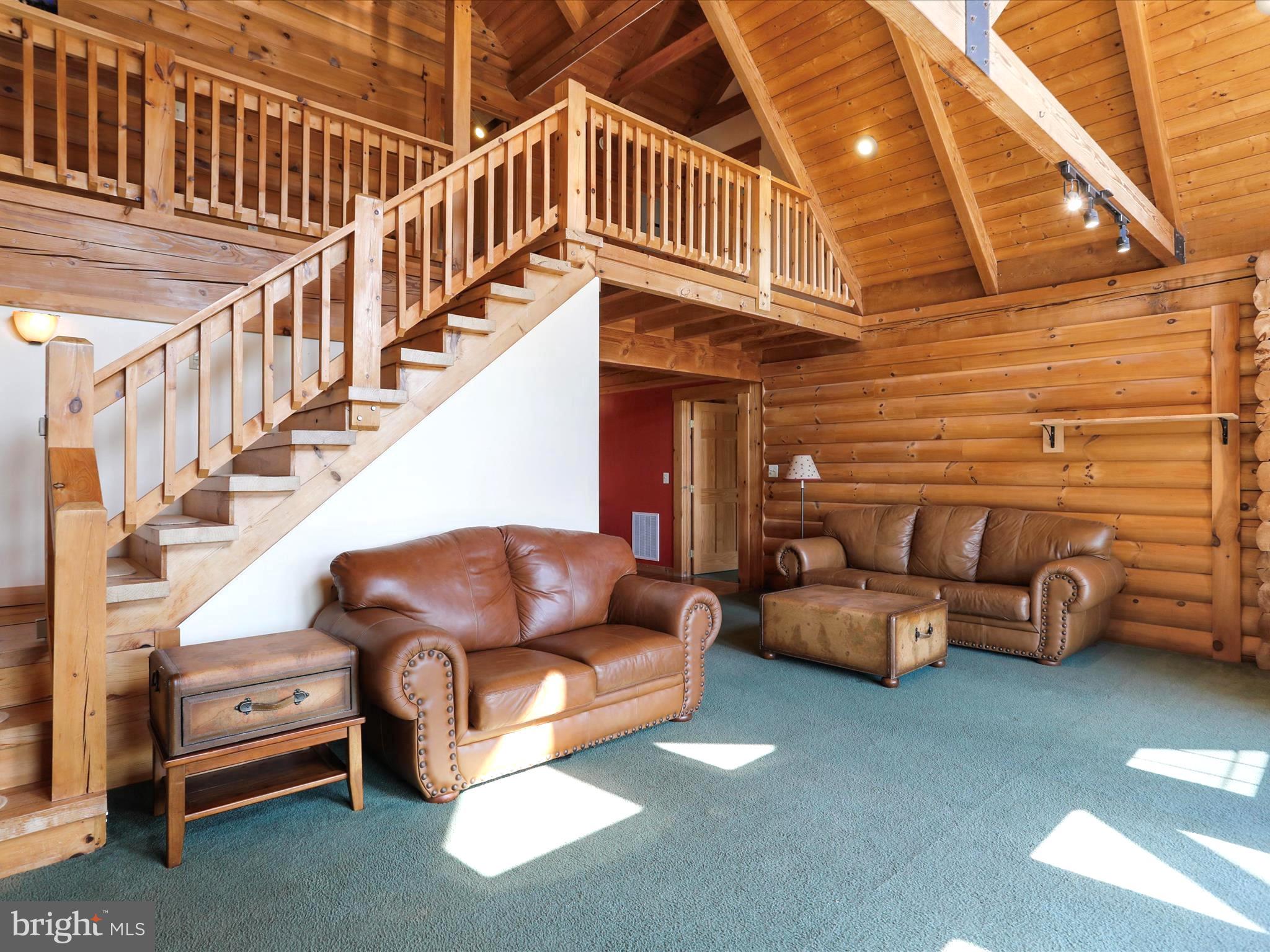 MOUNT LEVELS FARMS - Residential