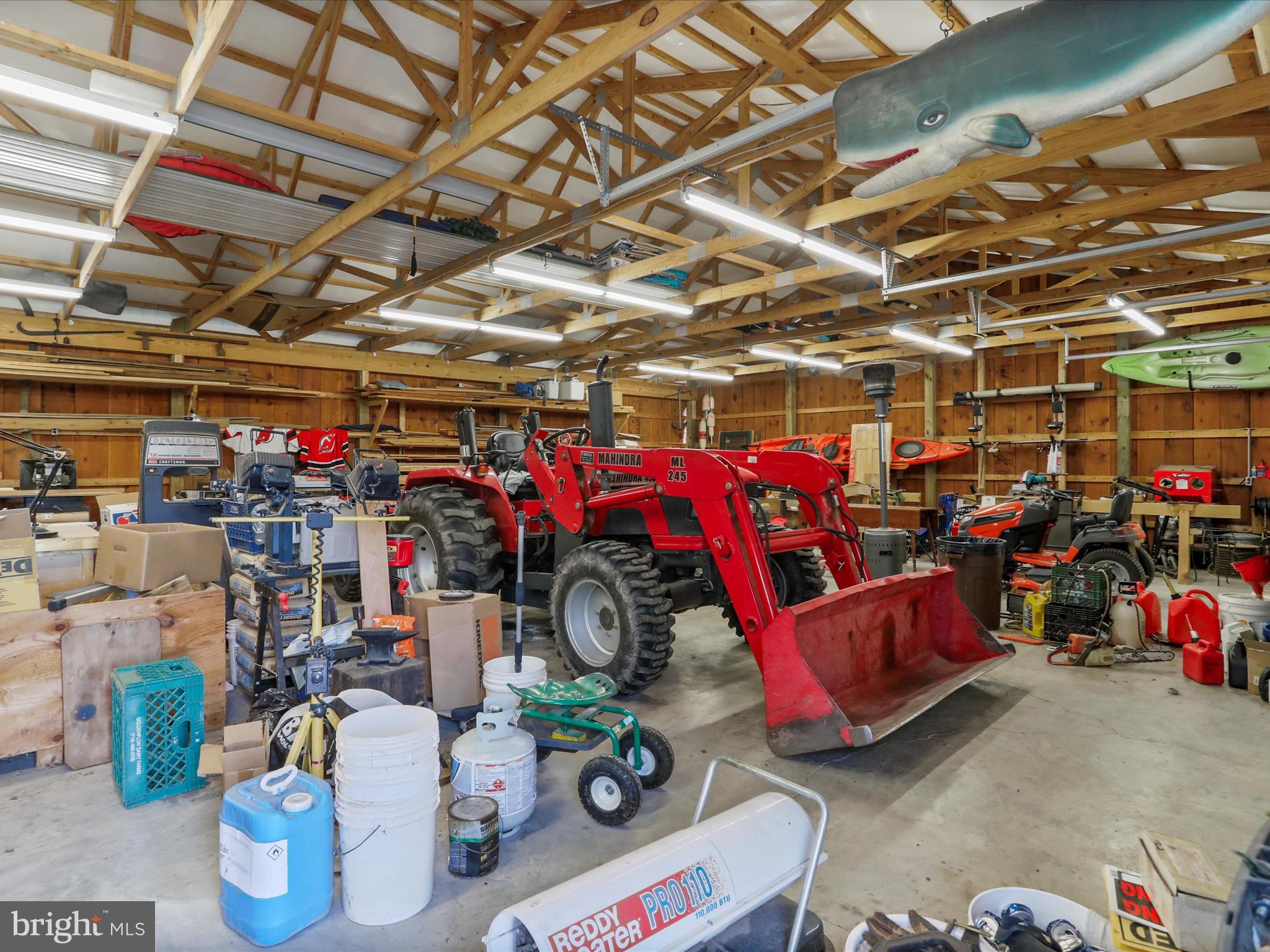 MOUNT LEVELS FARMS - Residential