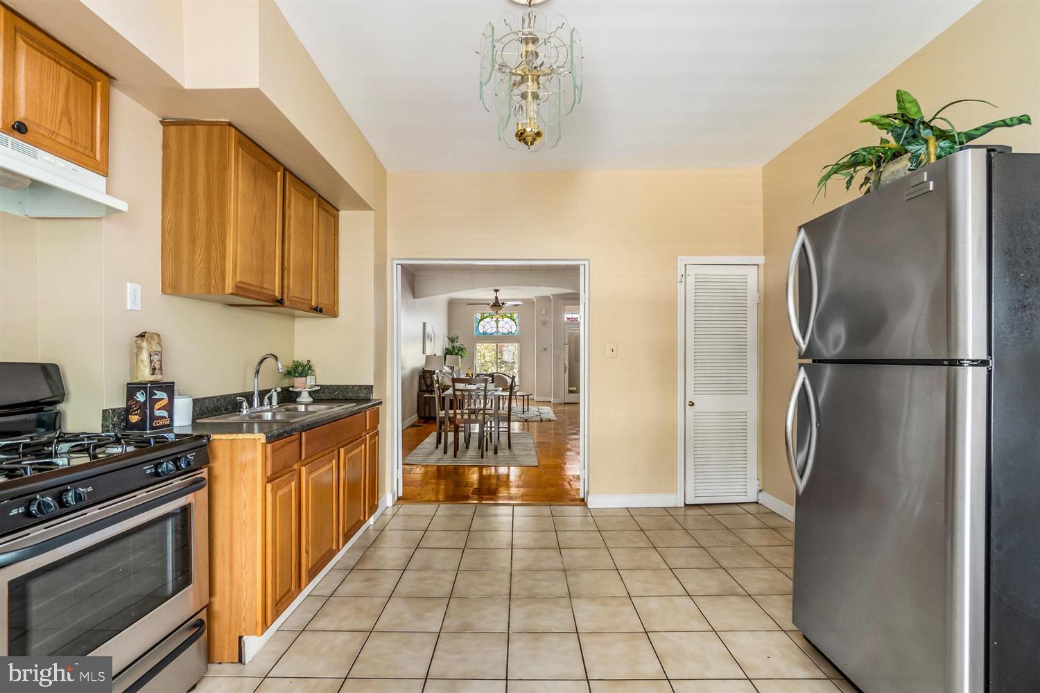 GREEKTOWN - Residential