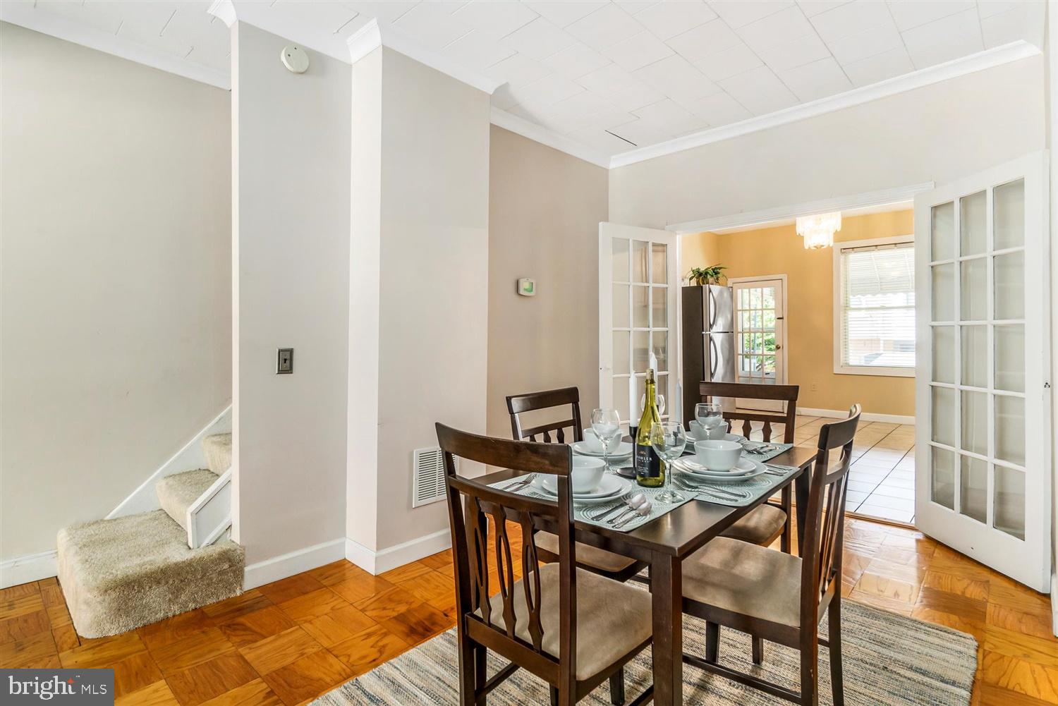 GREEKTOWN - Residential