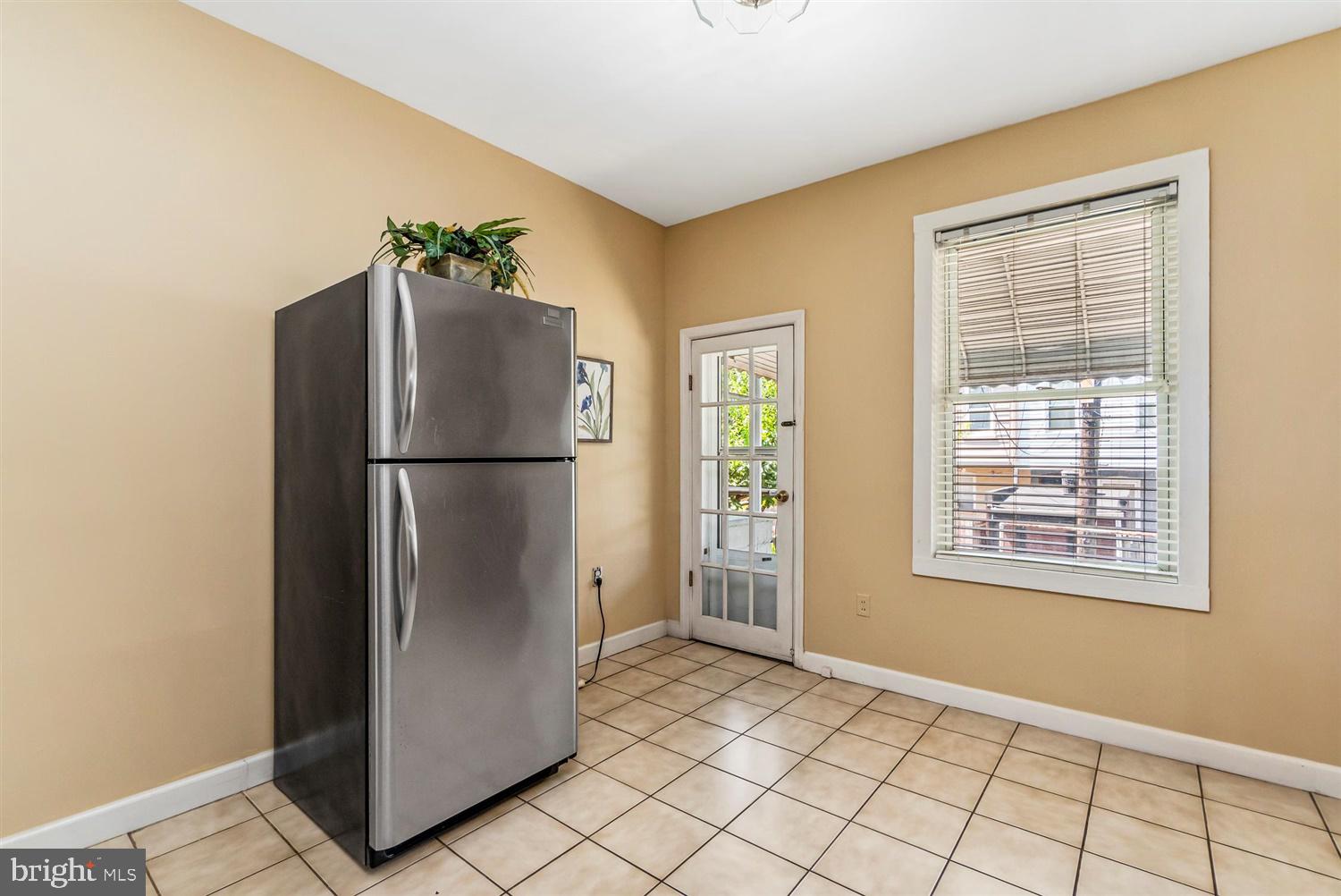 GREEKTOWN - Residential