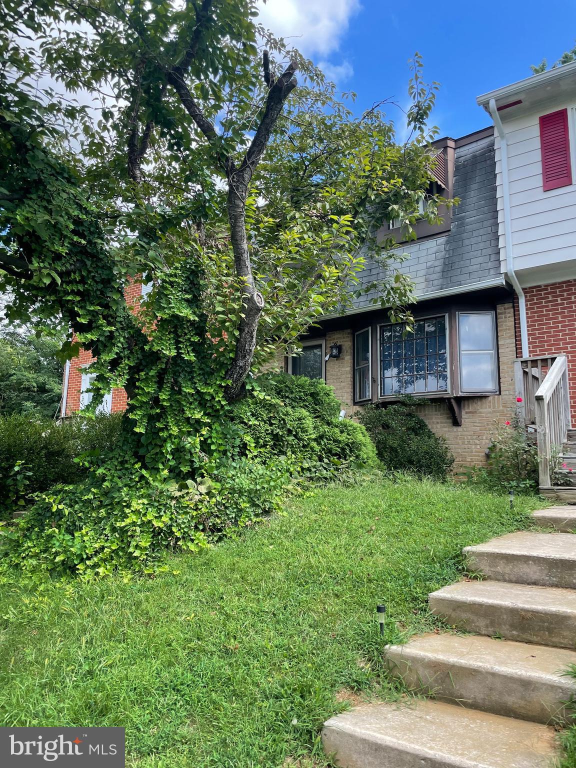 SPRINGBROOK - Residential