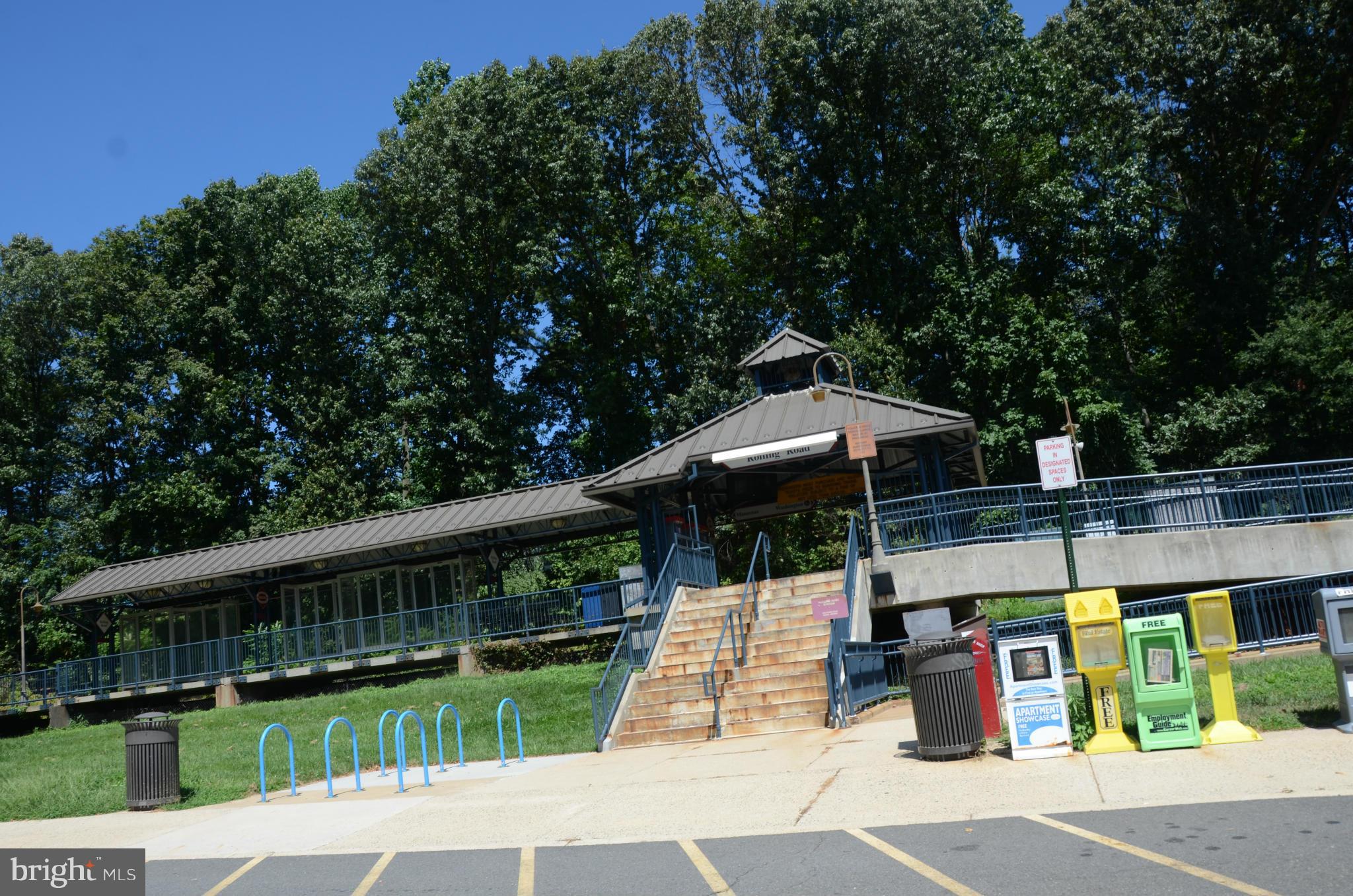 BURKE STATION SQUARE - Residential