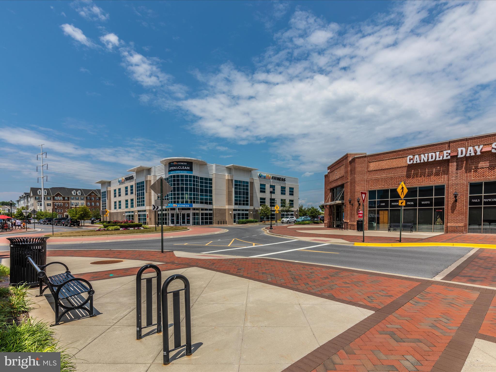 MARKET SQUARE - Residential Lease