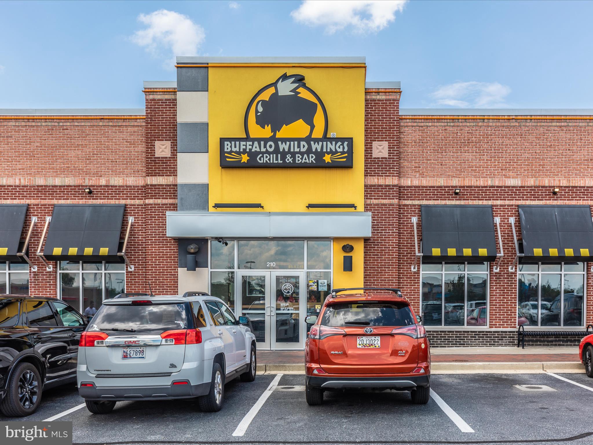 MARKET SQUARE - Residential Lease