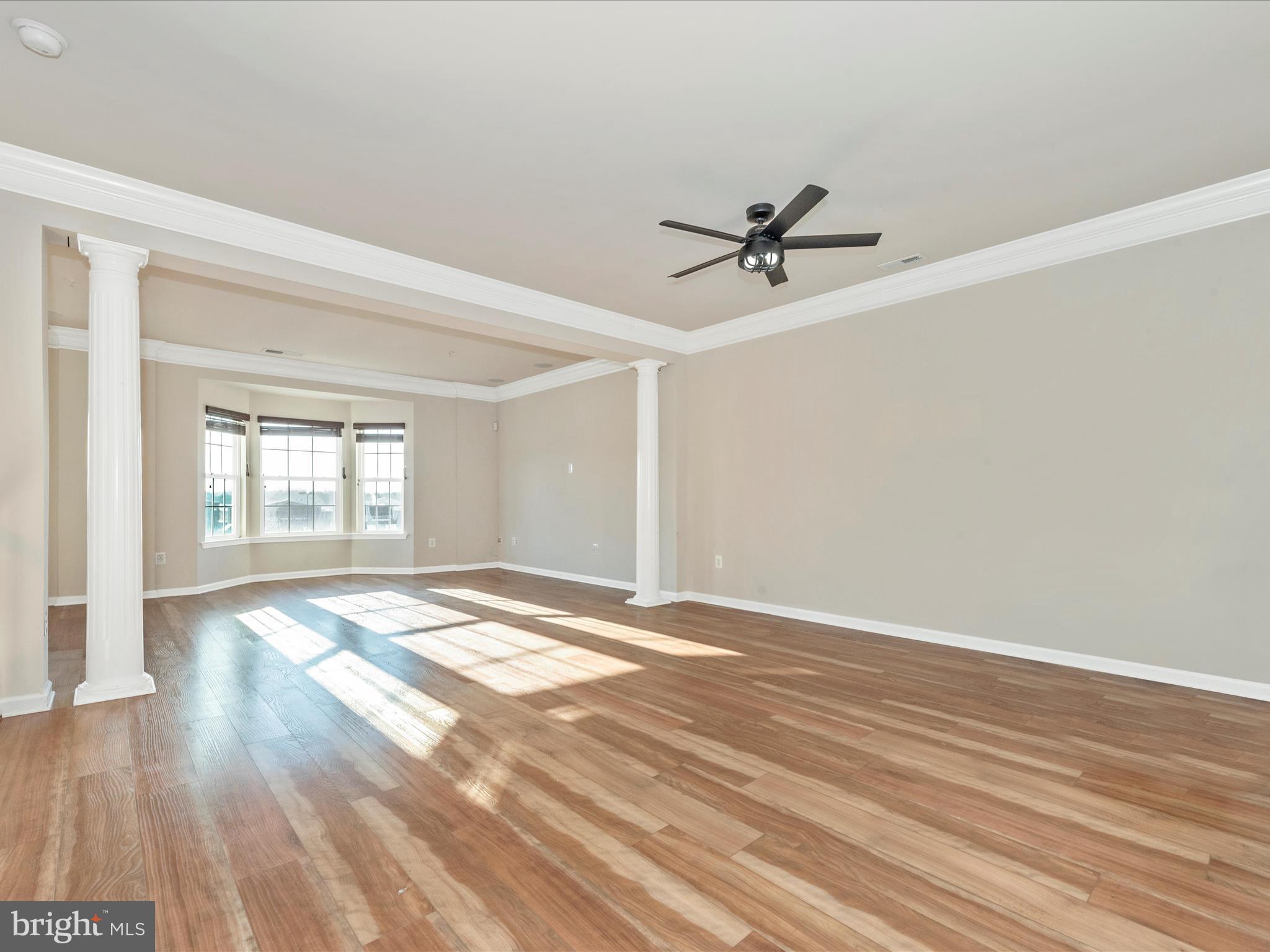 MARKET SQUARE - Residential Lease