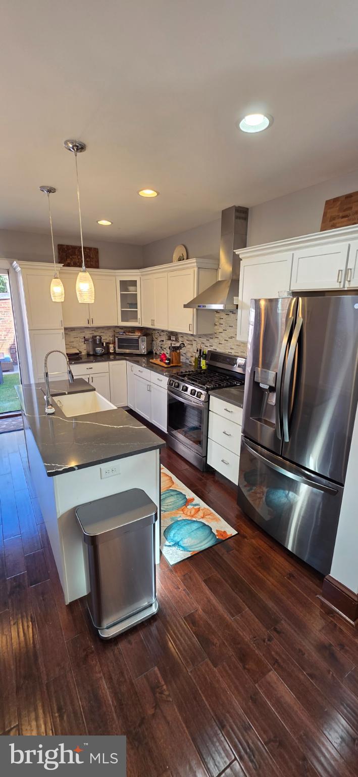 HIGHLANDTOWN - Residential