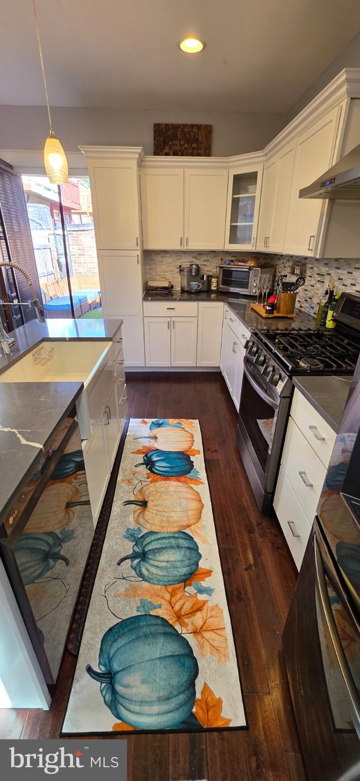 HIGHLANDTOWN - Residential