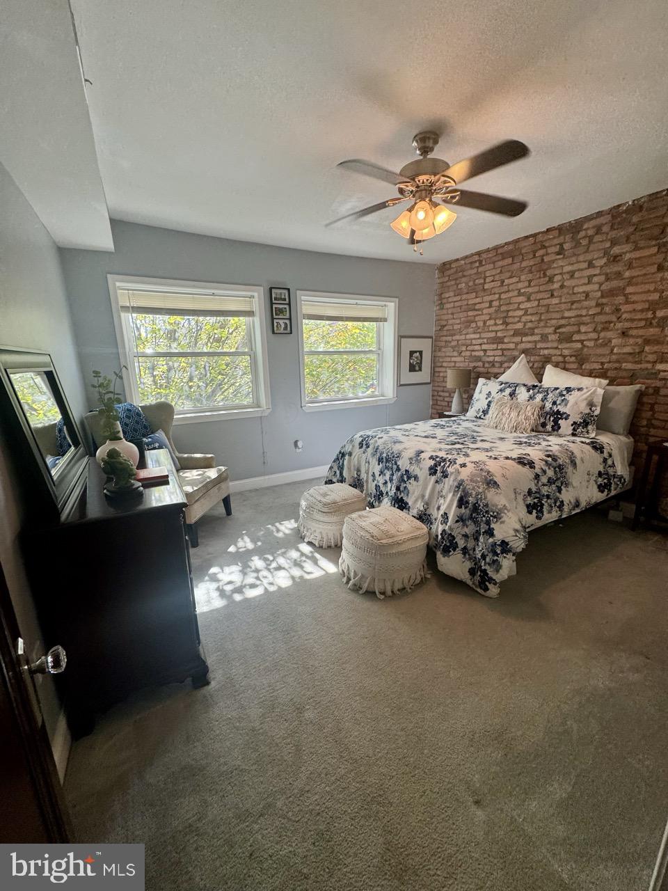 HIGHLANDTOWN - Residential