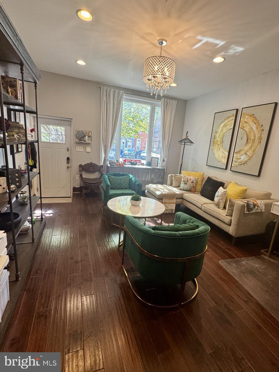 HIGHLANDTOWN - Residential